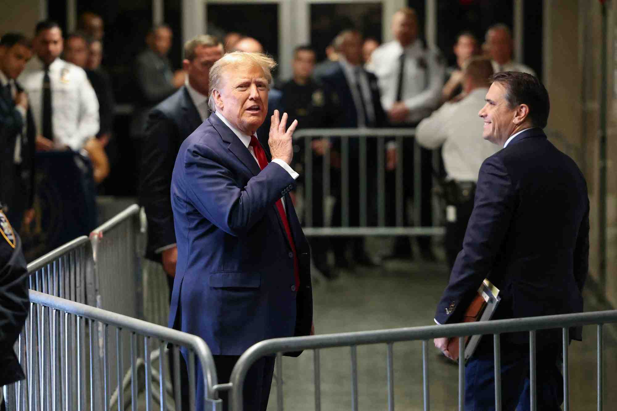 Donald trump dans un palais de justice a new york, etats-unis. /photo prise le 15 fevrier 2024. reuters/andrew