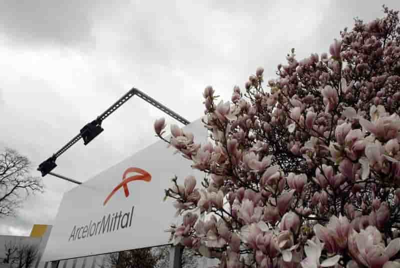 Arcelormittal, plus forte baisse du cac 40 a mi-seance