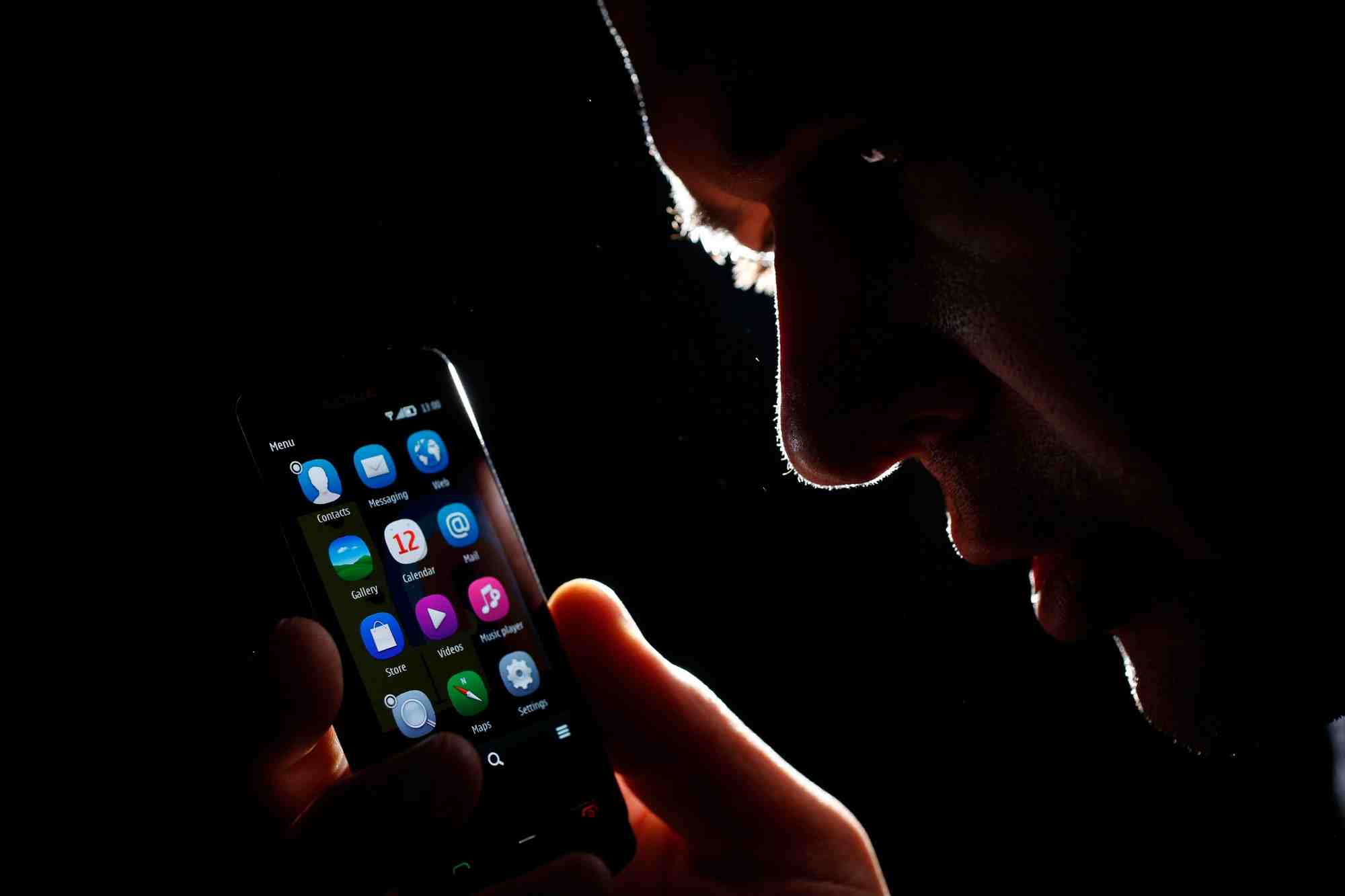 Les données les plus sensibles de chaque entreprise sont en danger parce que ses cadres y accèdent régulièrement à partir de leur téléphone portable.