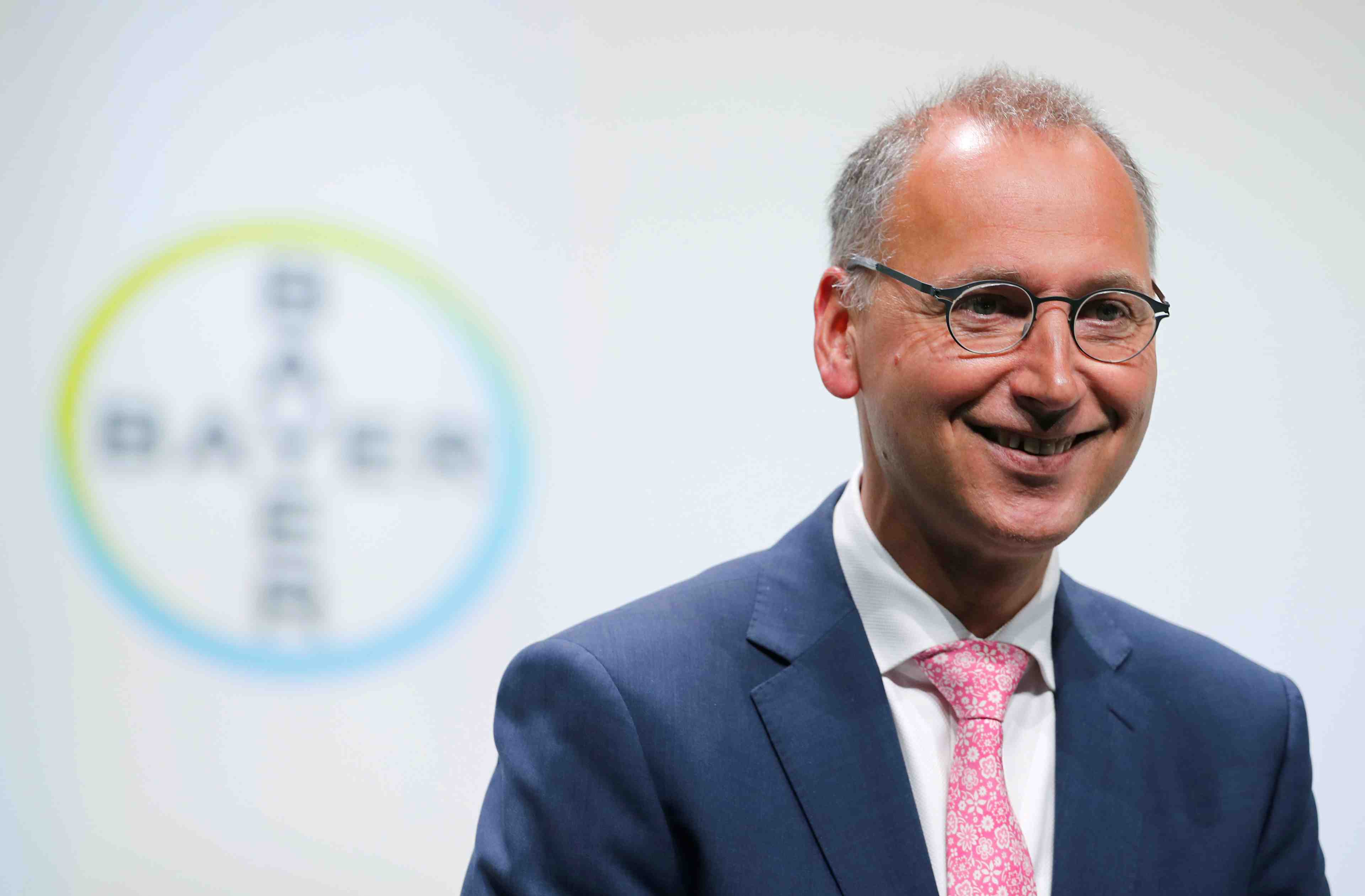 Bayer defend sa structure d'entreprise