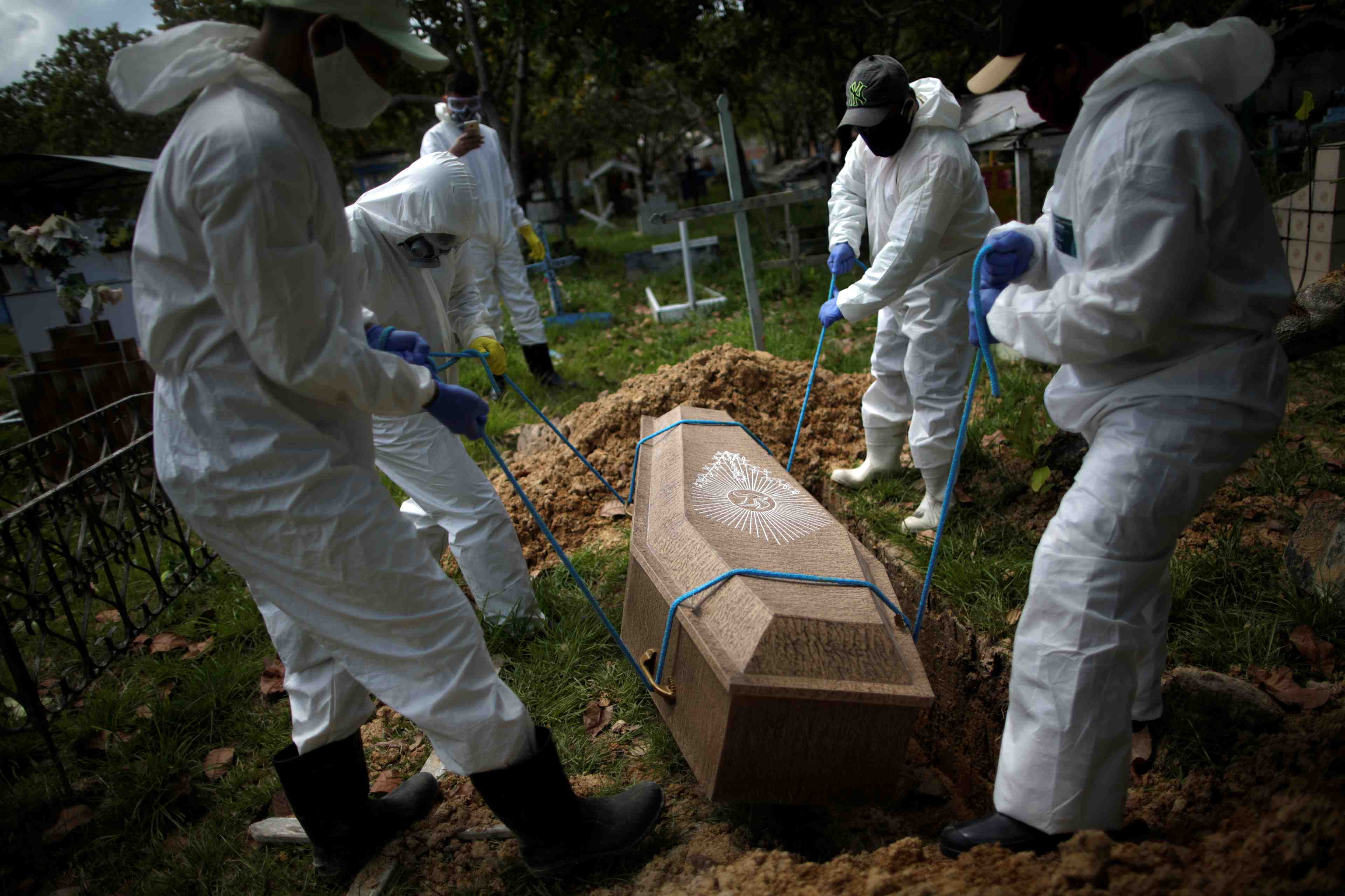 Coronavirus: plus de 32.000 nouveaux cas de contamination au bresil