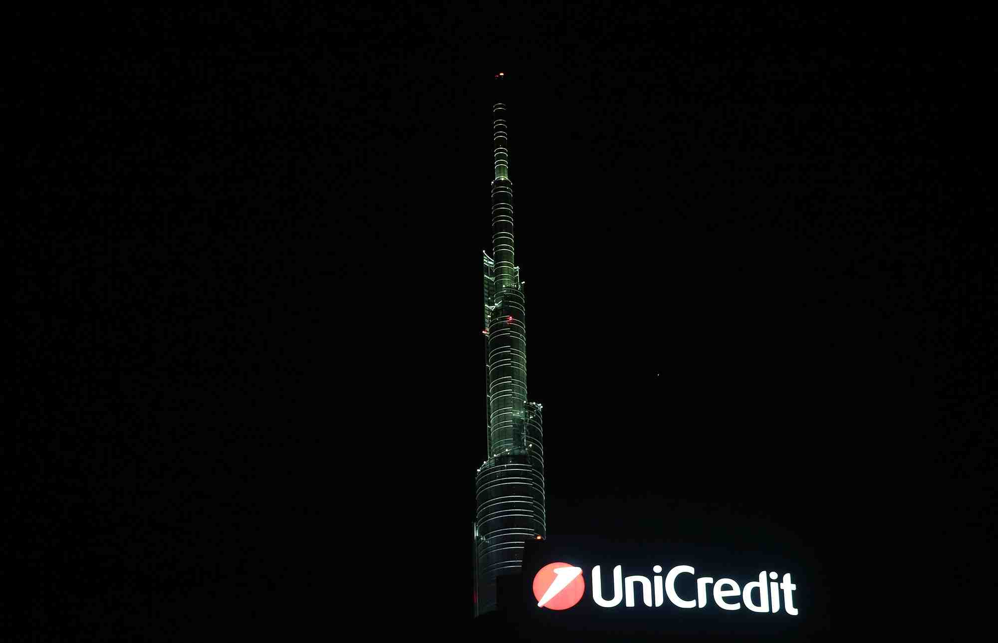 Le siege social d'unicredit, dans le centre-ville de milan
