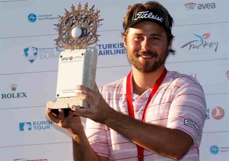 Golf: Victor Dubuisson dame le pion aux meilleurs en Turquie