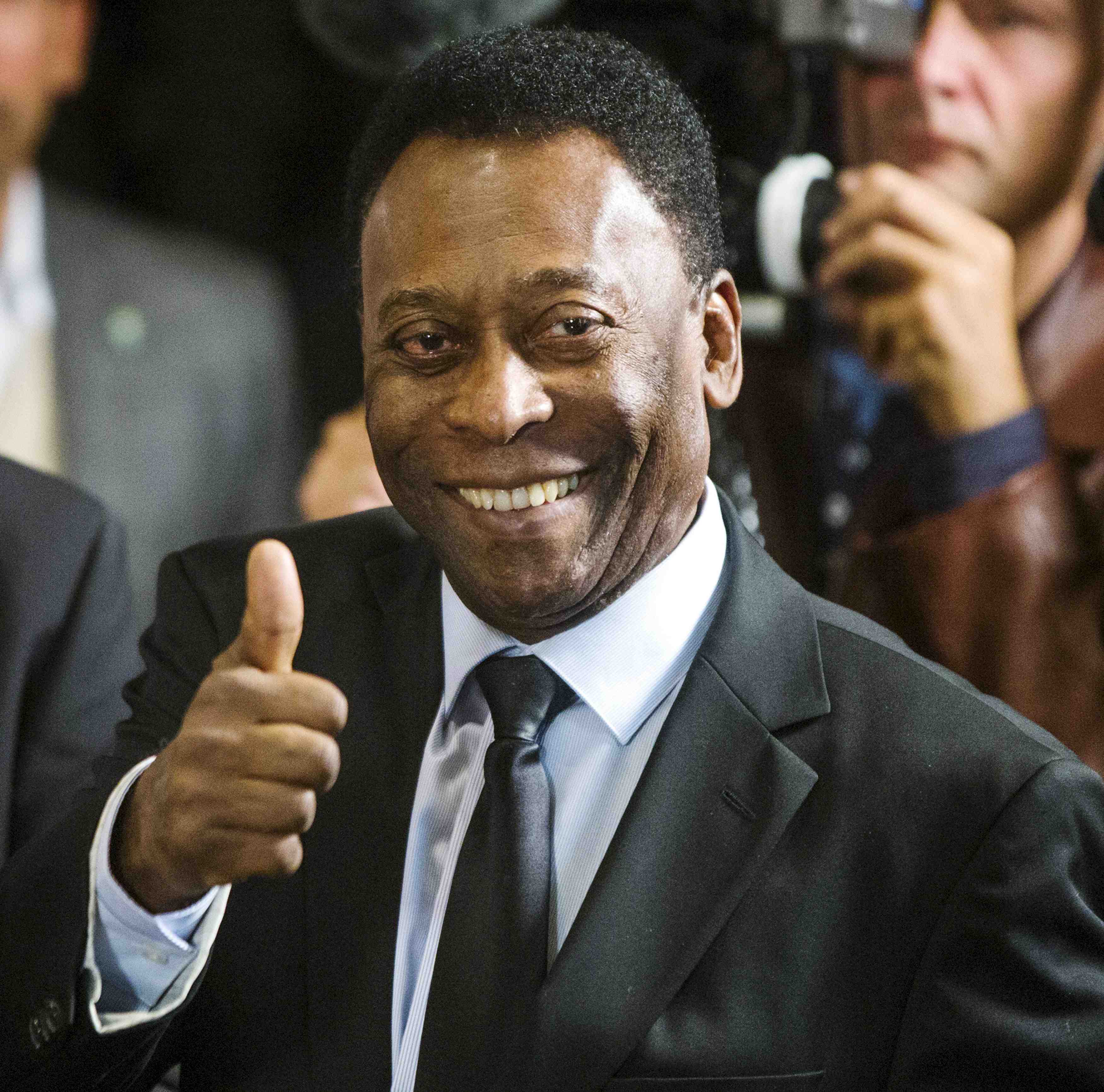 Pele a nouveau hospitalise