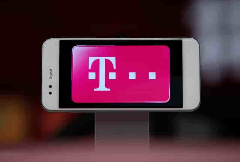 Deutsche telekom releve son objectif annuel de benefice