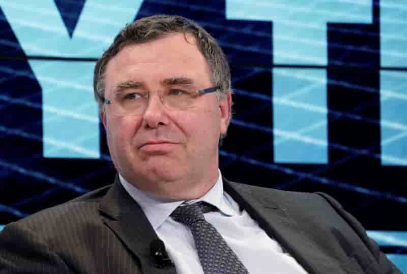 Total convoite les barrages hydroelectriques francais, declare le pdg