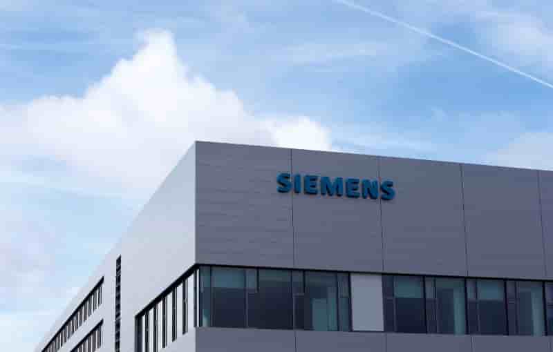 Siemens: baisse de 10% du benefice industriel au 4e trimestre