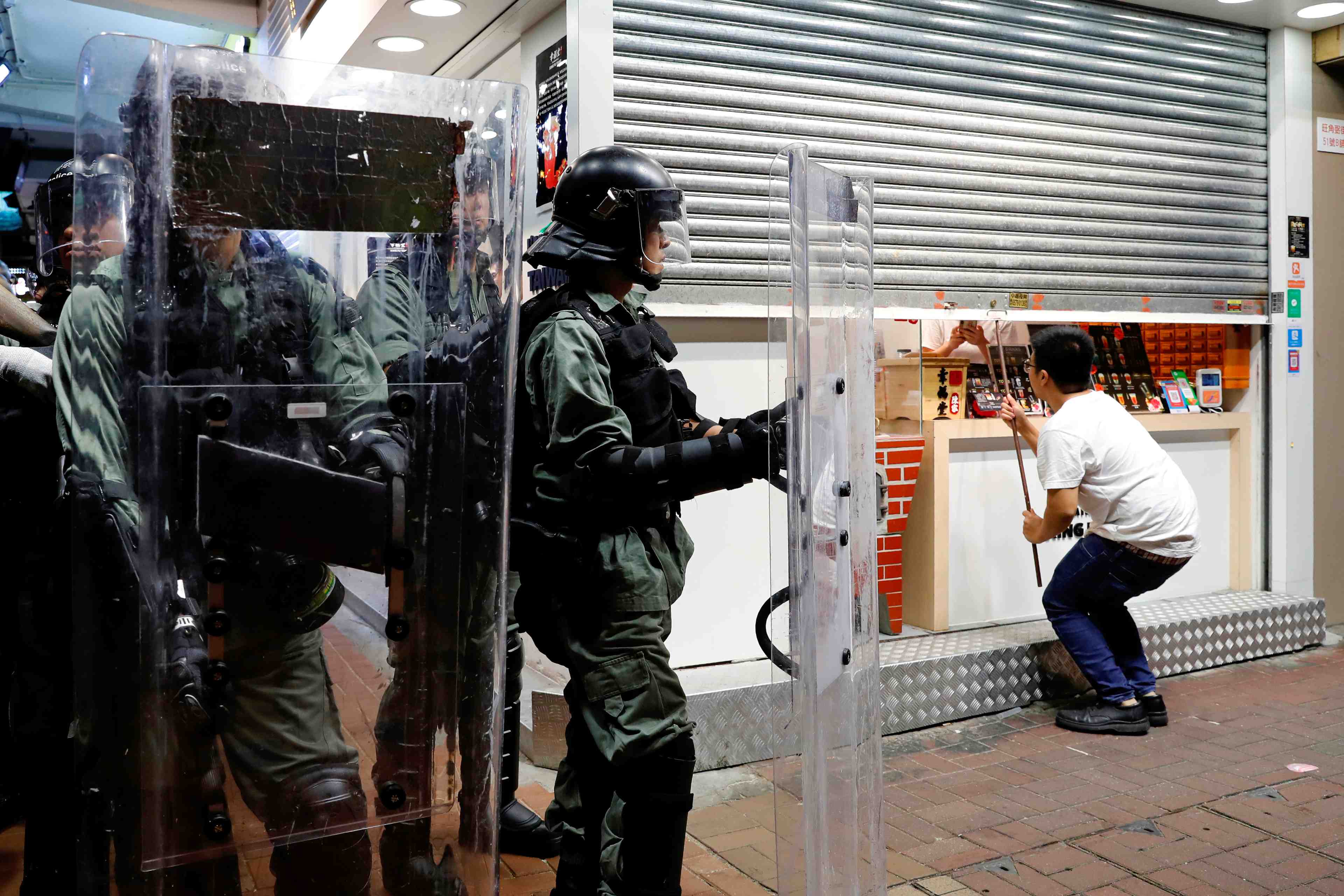 Hong kong: plus forte chute des ventes de detail depuis 3 ans et demi