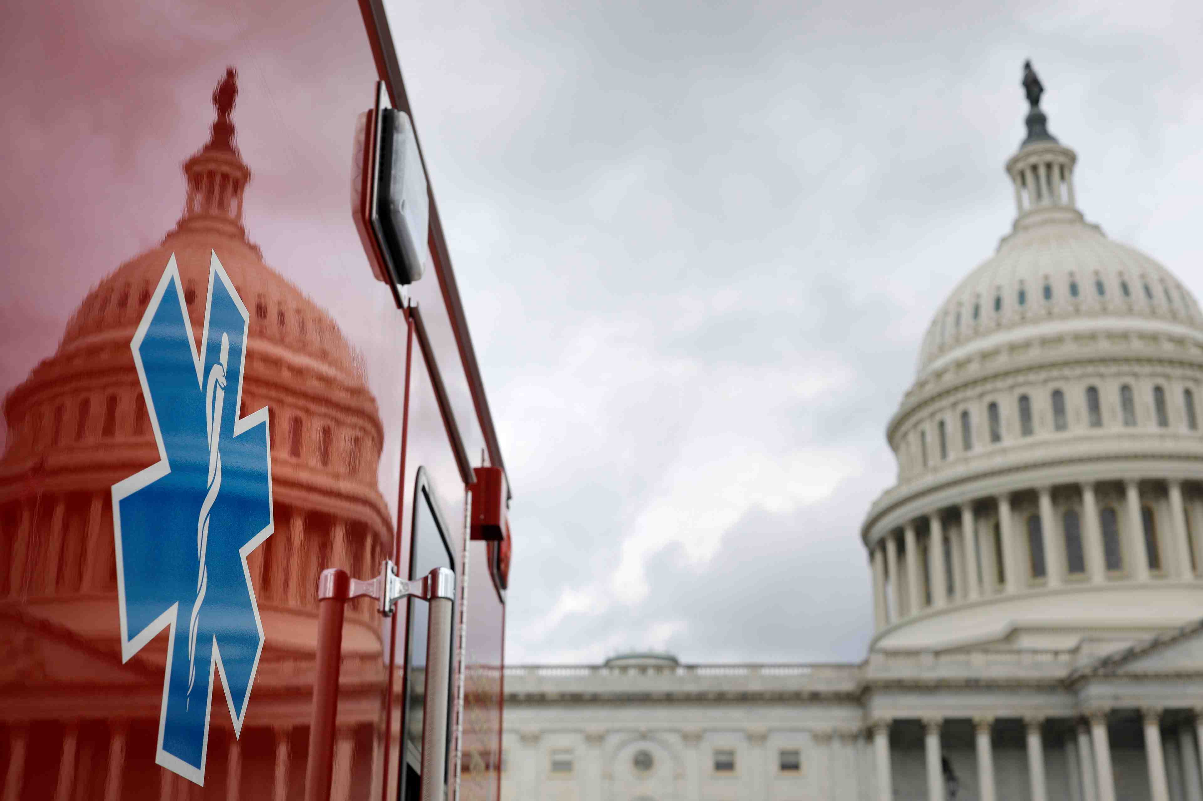Usa: le congres s'apprete a ferrailler autour d'un nouveau plan de soutien a l'economie