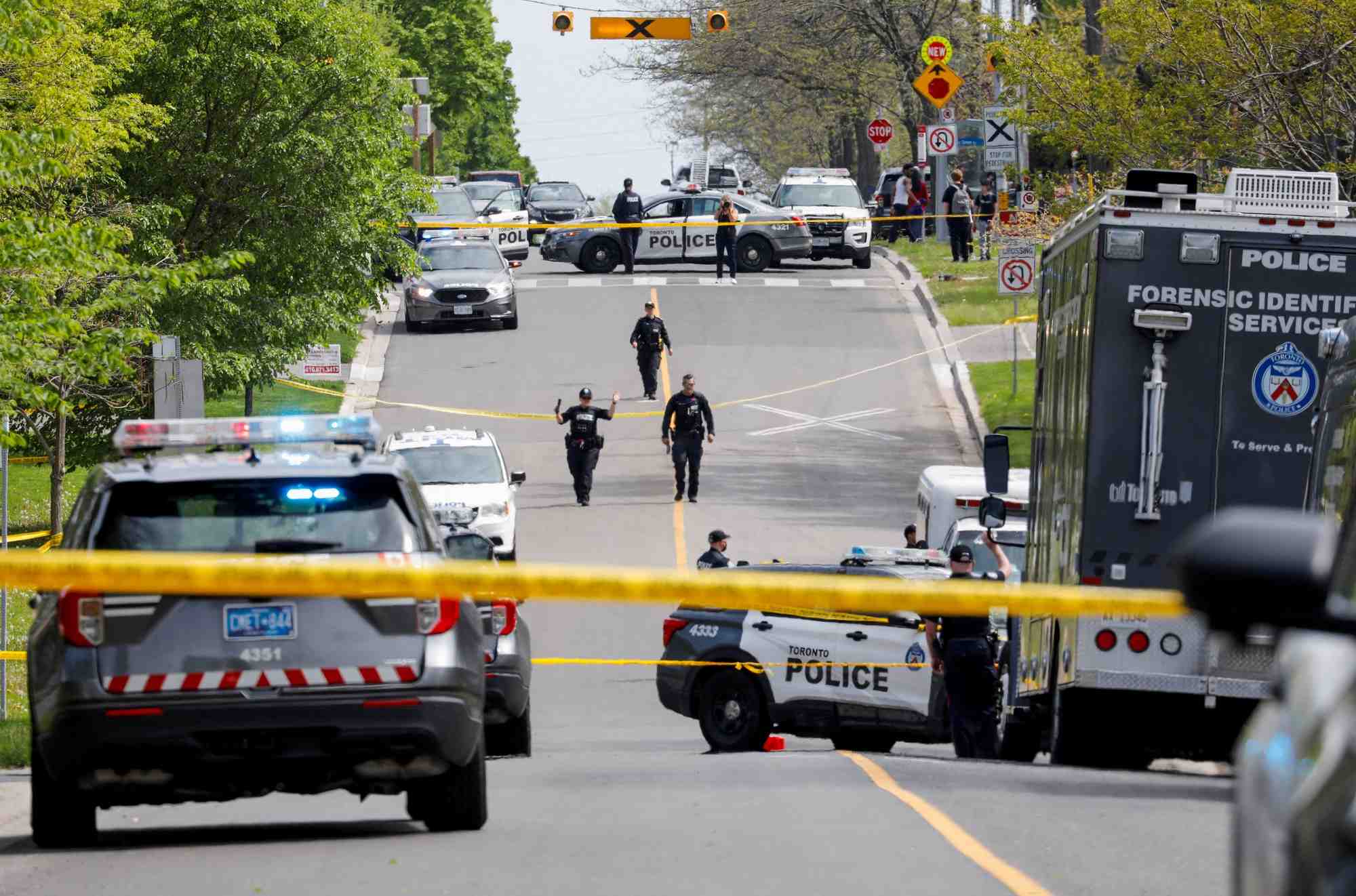 Canada : la police abat un homme arme qui se trouvait pres d'une ecole primaire de toronto