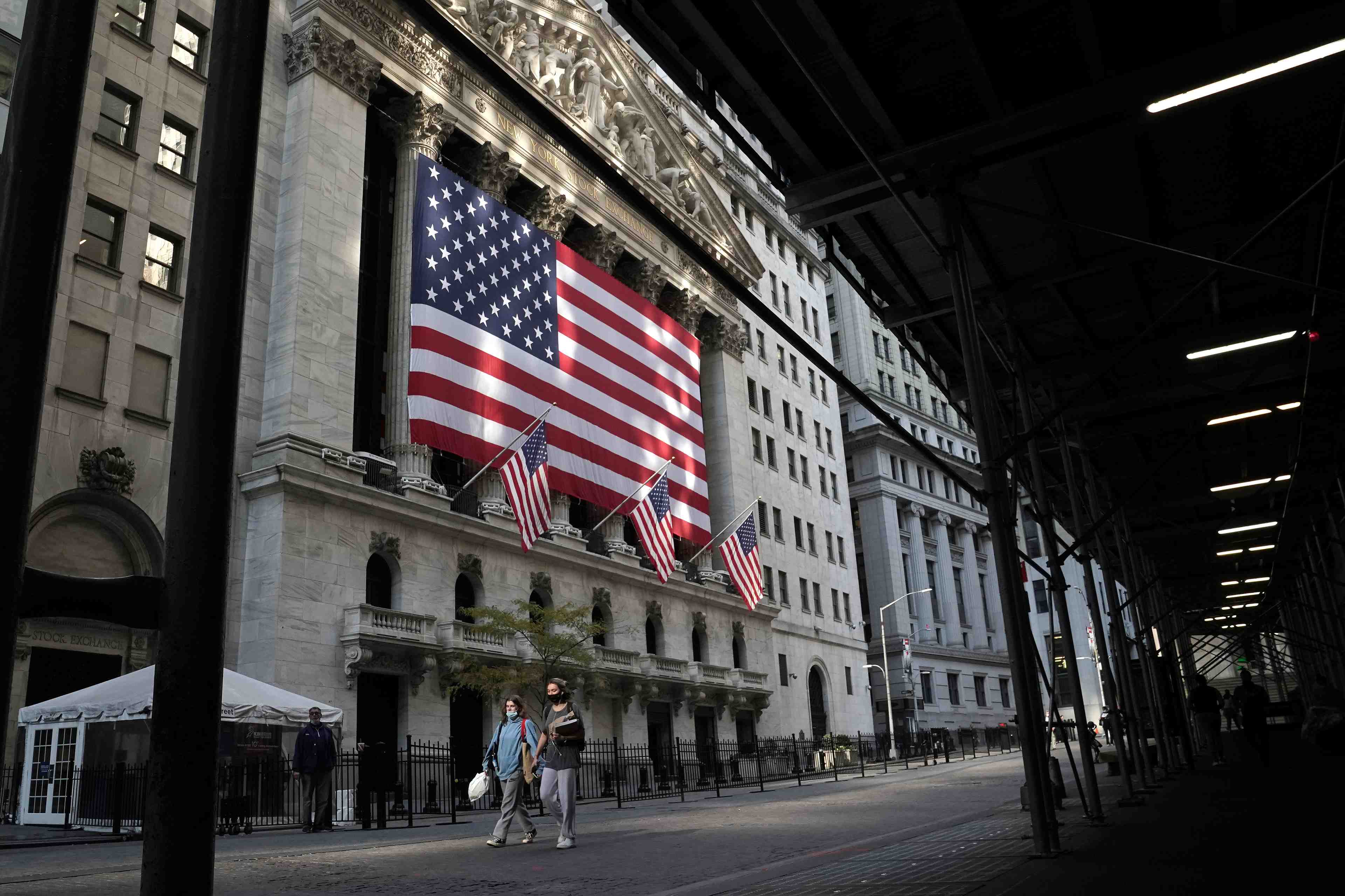 Wall street evolue en ordre disperse