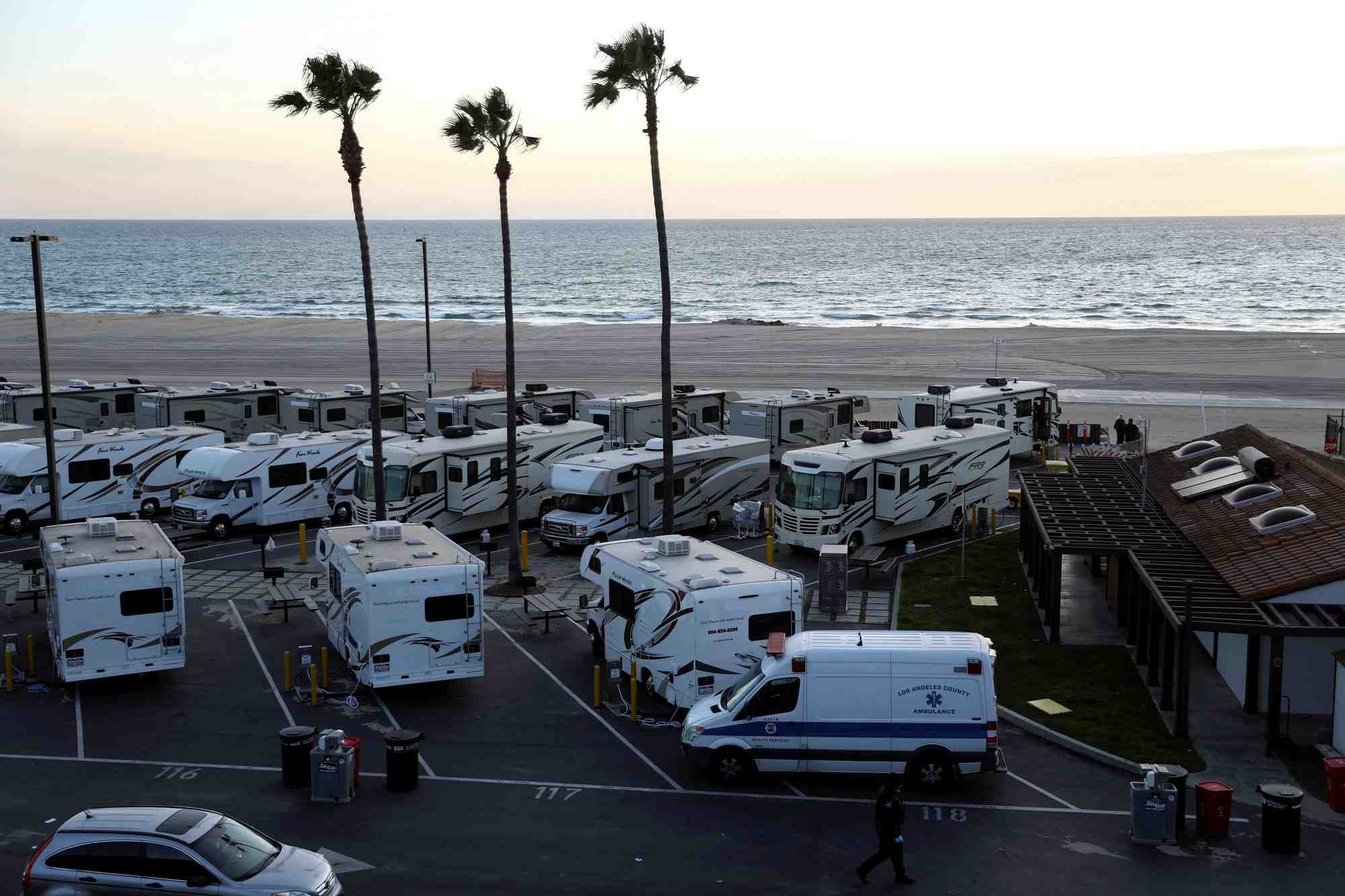 Un parking pour vehicules recreatifs