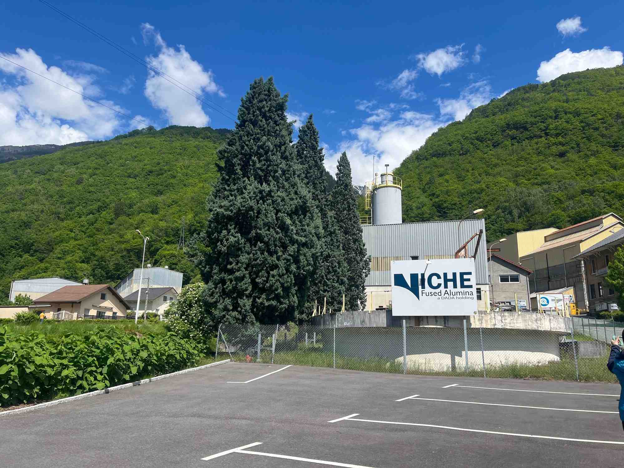 Tous les regards sont désormais tournés vers la semaine à venir, où les échanges avec les cinq repreneurs potentiels devraient être réactivés en vue du dépôt des offres fixé au 19 septembre prochain.