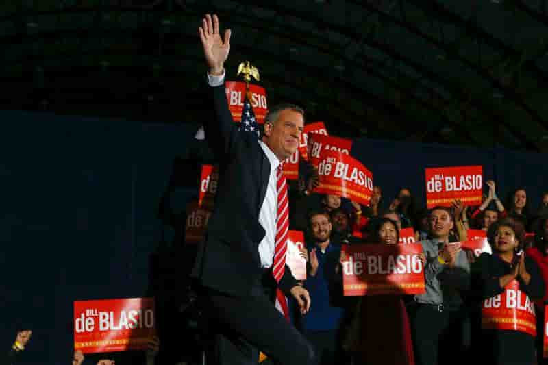 Victoire écrasante du démocrate Bill de Blasio à New York