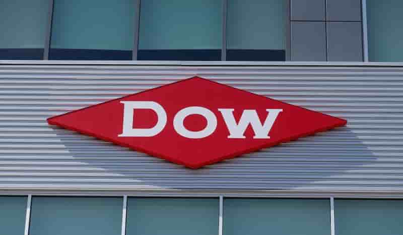 L'examen du projet de fusion dow-dupont suspendu a bruxelles