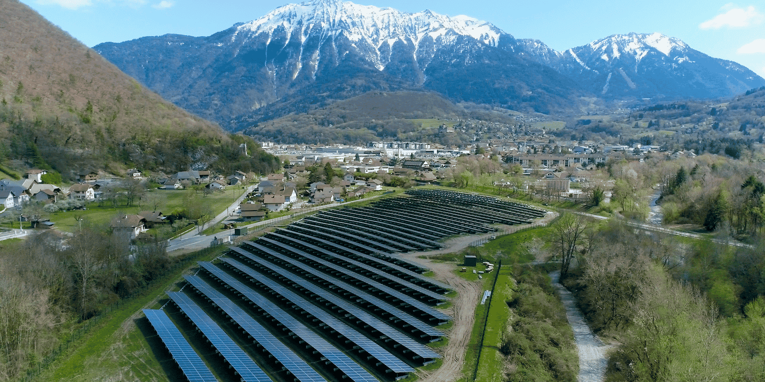 La centrale solaire de Faverges-Seythenex