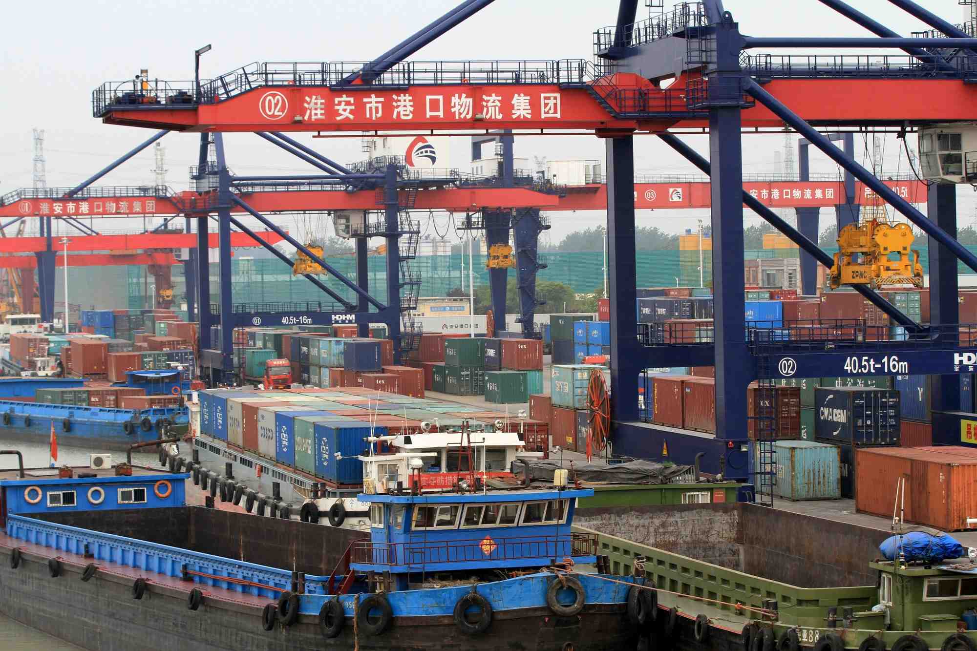 Trump élargit les droits de douane supplémentaires à de nouvelles catégories de produits chinois.