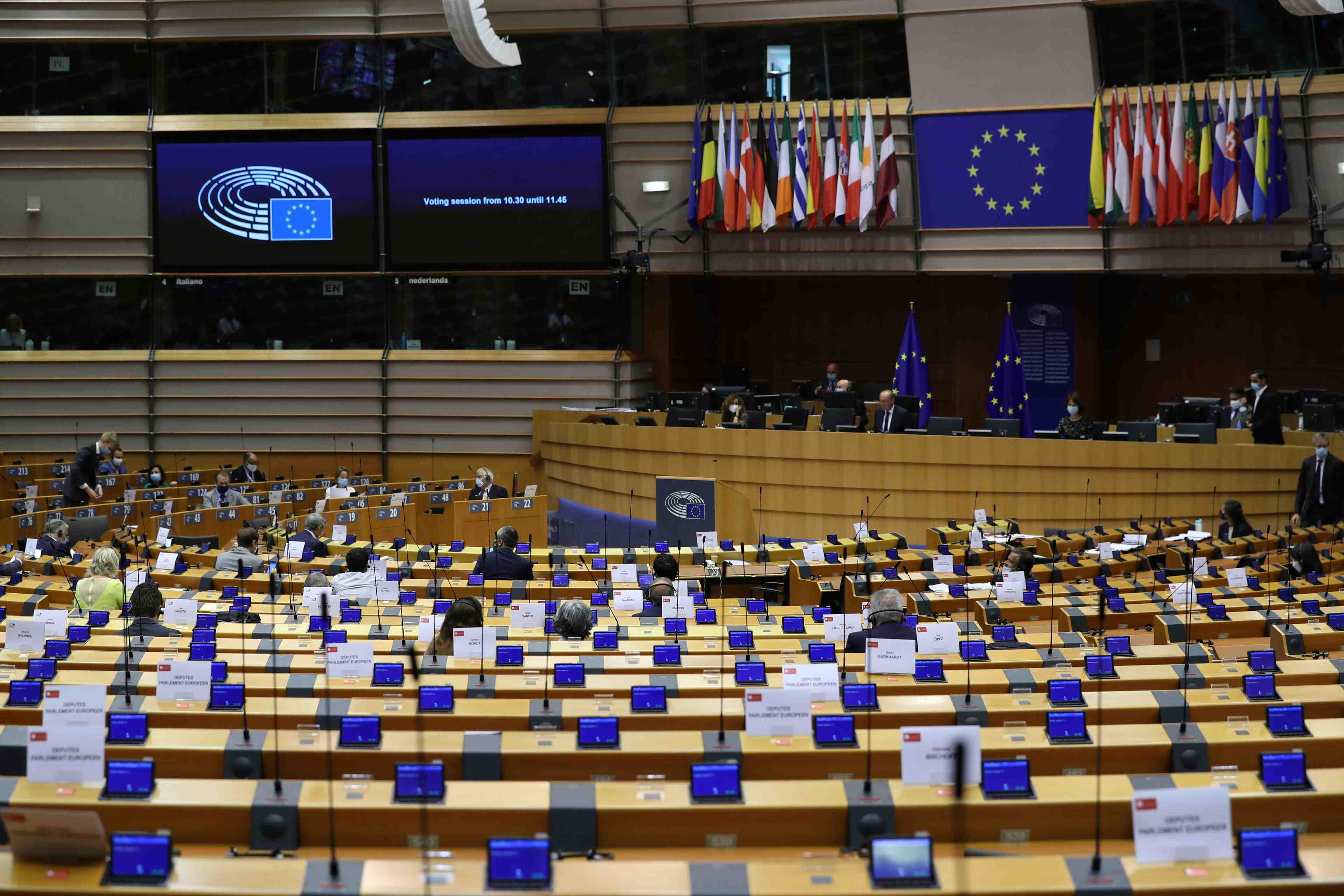 Ue: le parlement veut inclure le transport maritime dans les quotas carbone