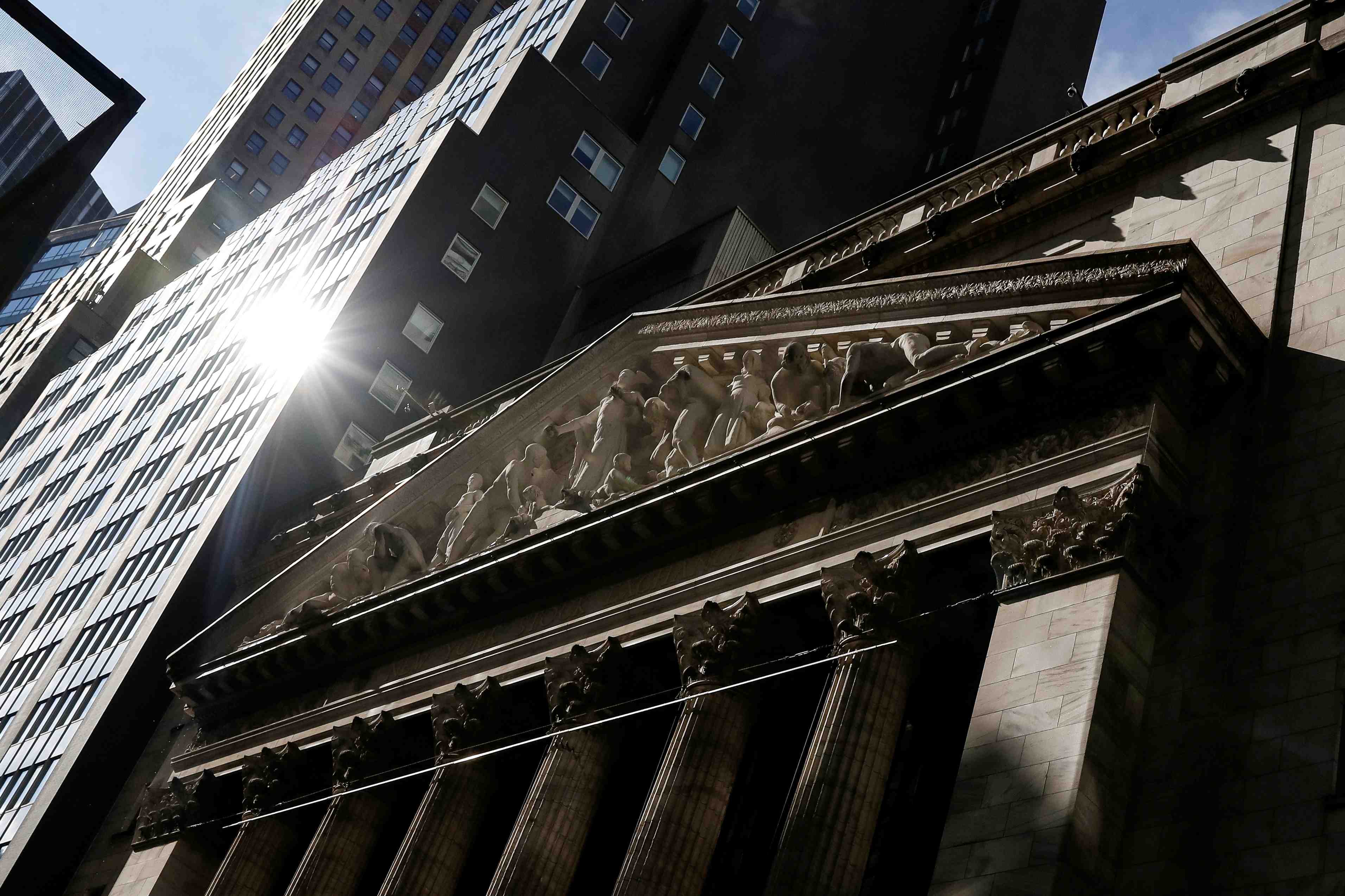 Wall street hesite a l'ouverture