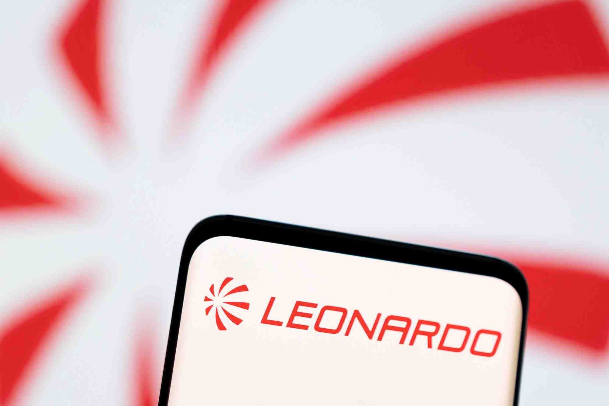 Logo de leonardo
