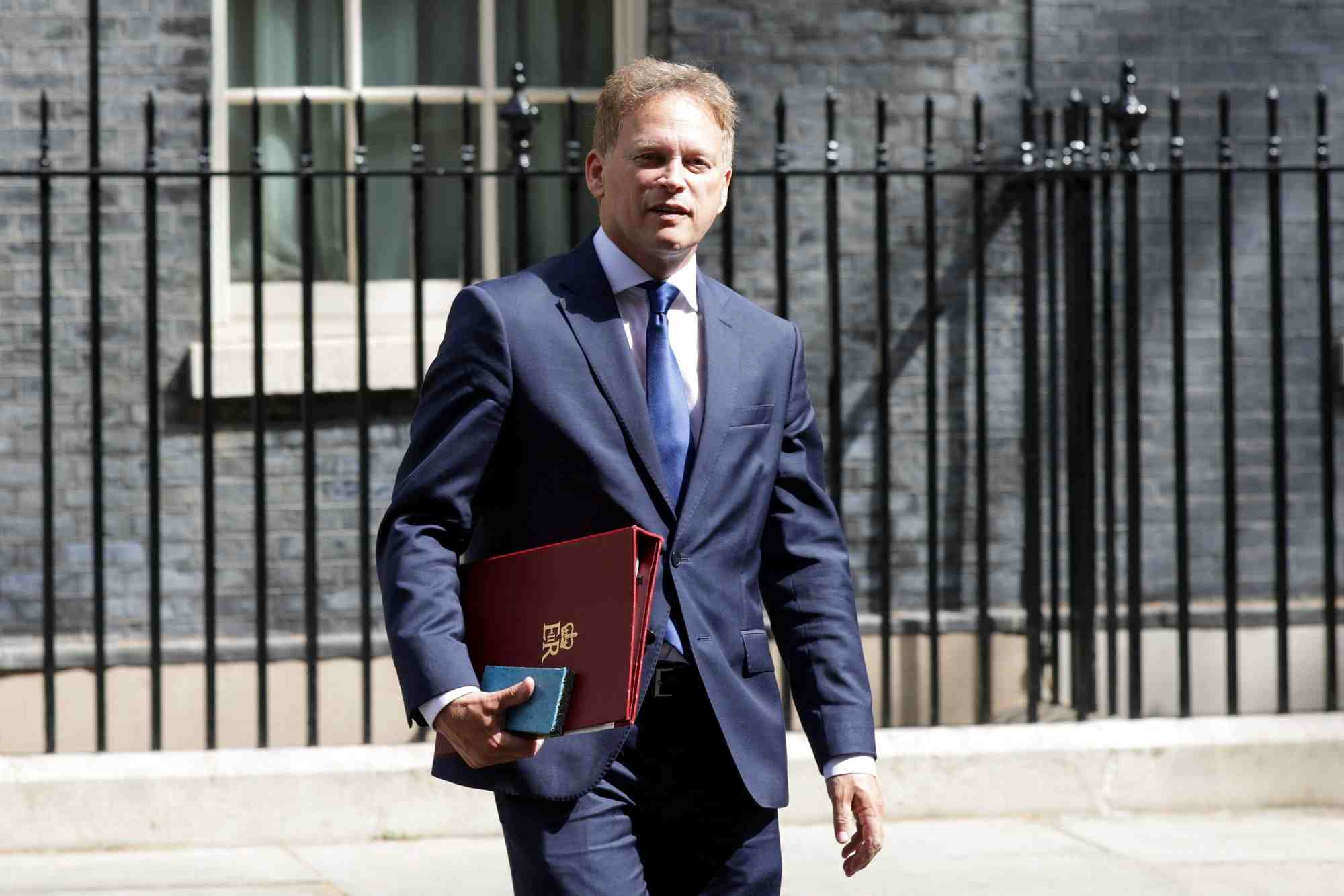 Le ministre britannique de l'energie grant shapps a downing street a londres.