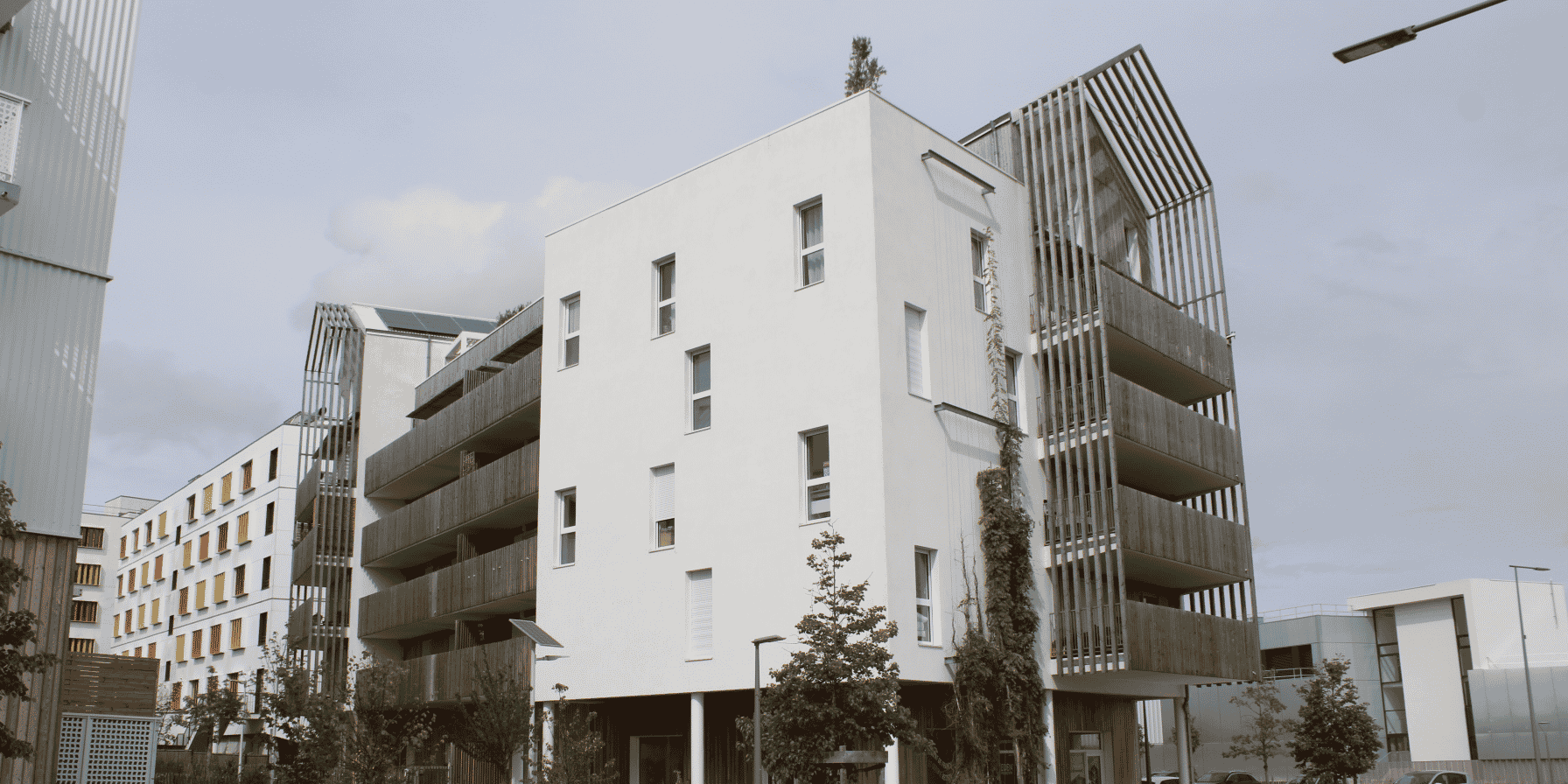 A Lagord, au nord de la Charente-Maritime, Eden Promotion a développé le premier bâtiment de France labellisé RE28.