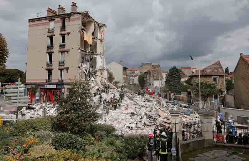 Effondrement d'un immeuble près de Paris, au moins 2 morts