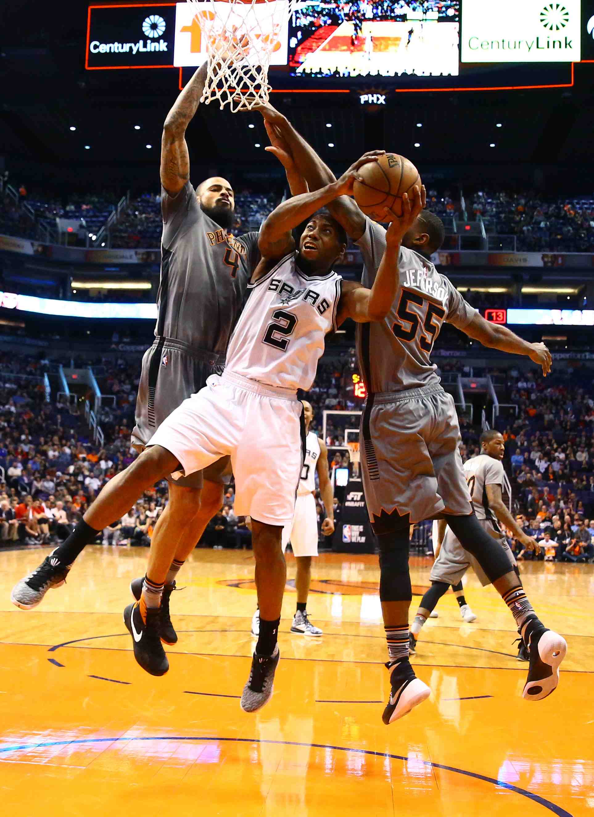Et de 12 pour les spurs !