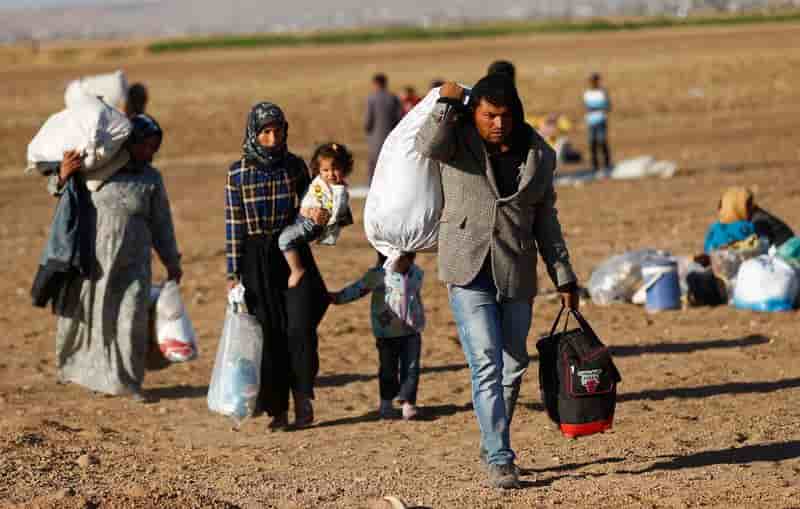 Les djihadistes de l'EI progressent vers la ville kurde de Kobani