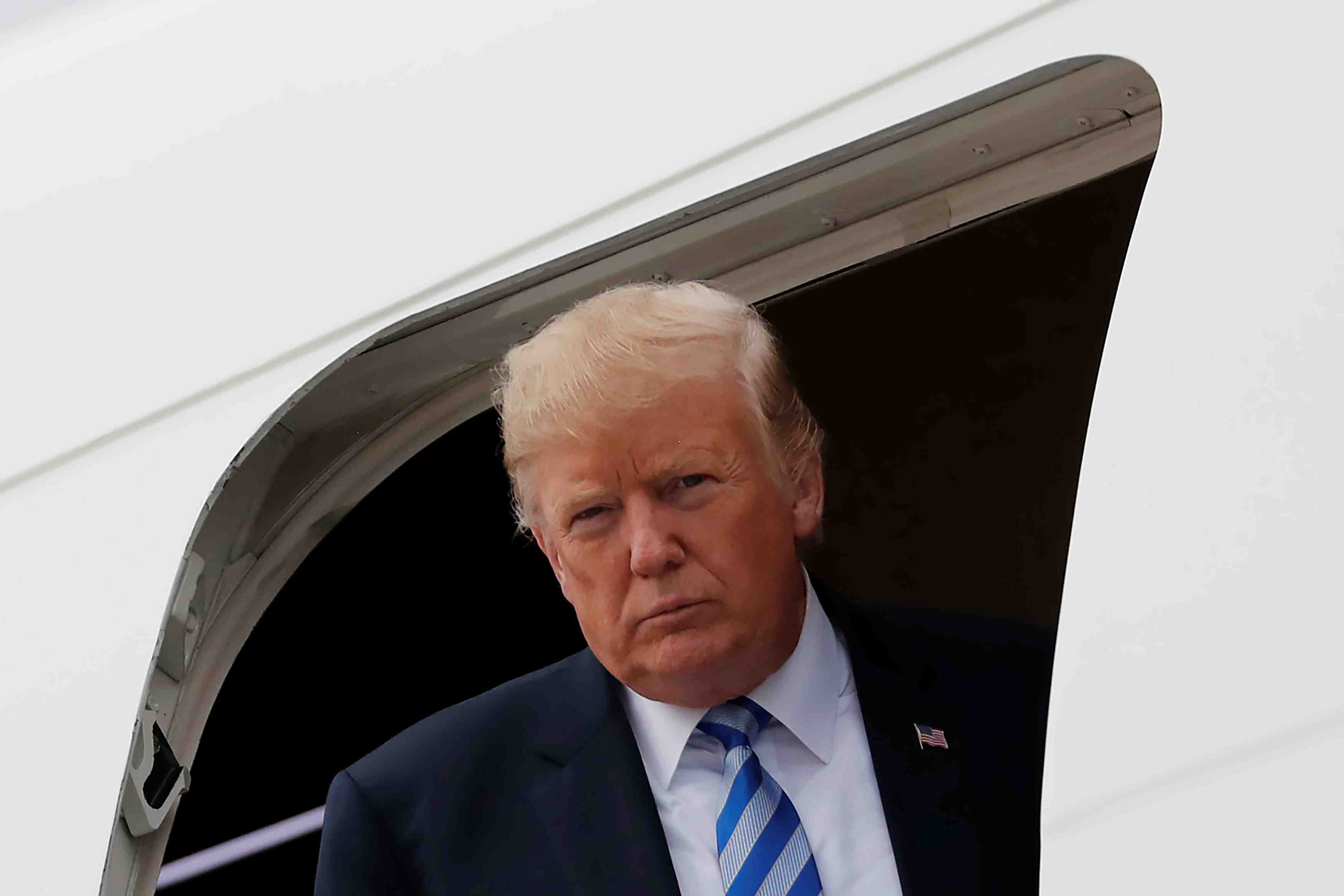 Trump supprime les accreditations de l'ex-patron de la cia