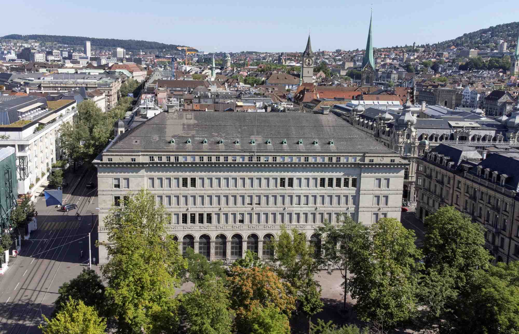 Vue du batiment de la banque nationale suisse (bns) a zurich