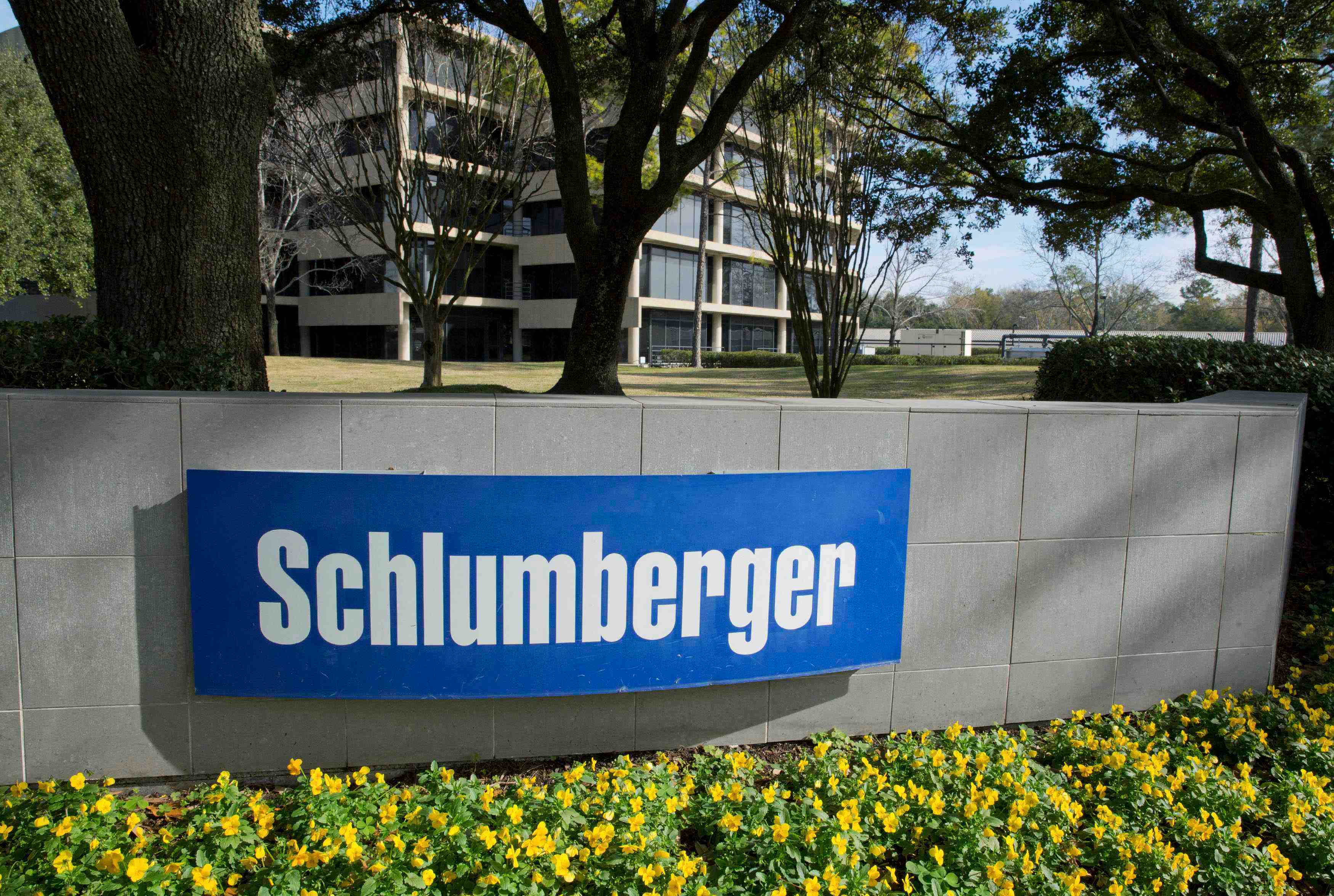 Schlumberger acquiert 45% d'eurasia drilling en russie
