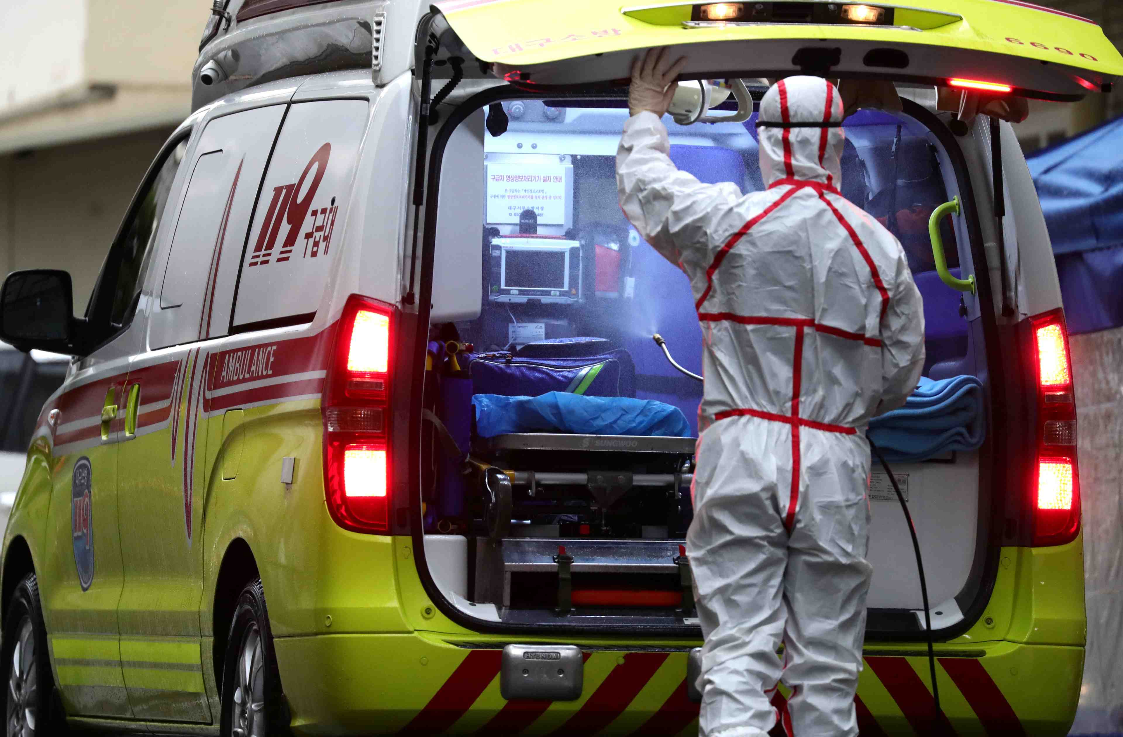 Coronavirus: la coree du sud va tester 200.000 membres d'une secte
