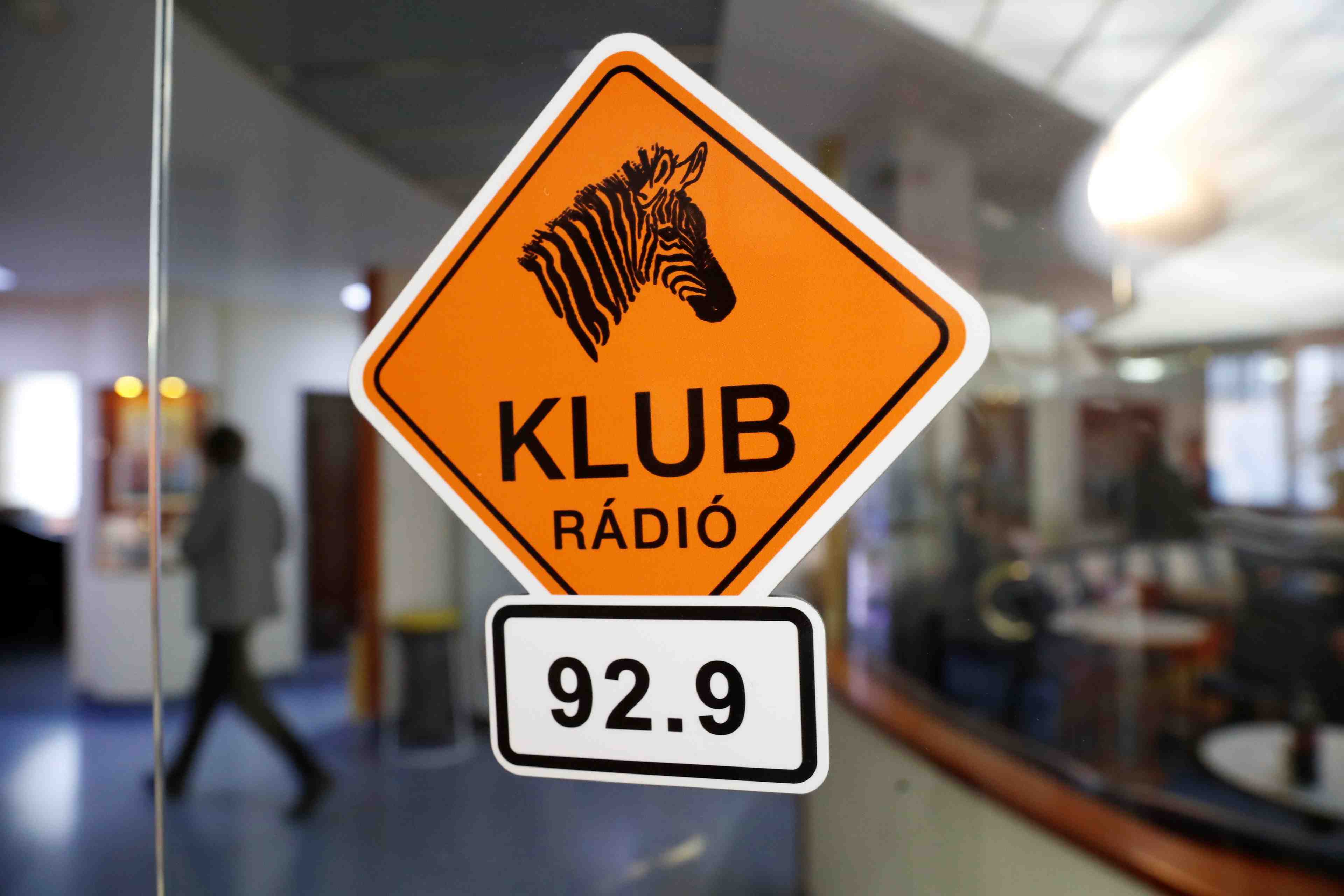Hongrie: la justice refuse de renouveler la licence d'une radio critique