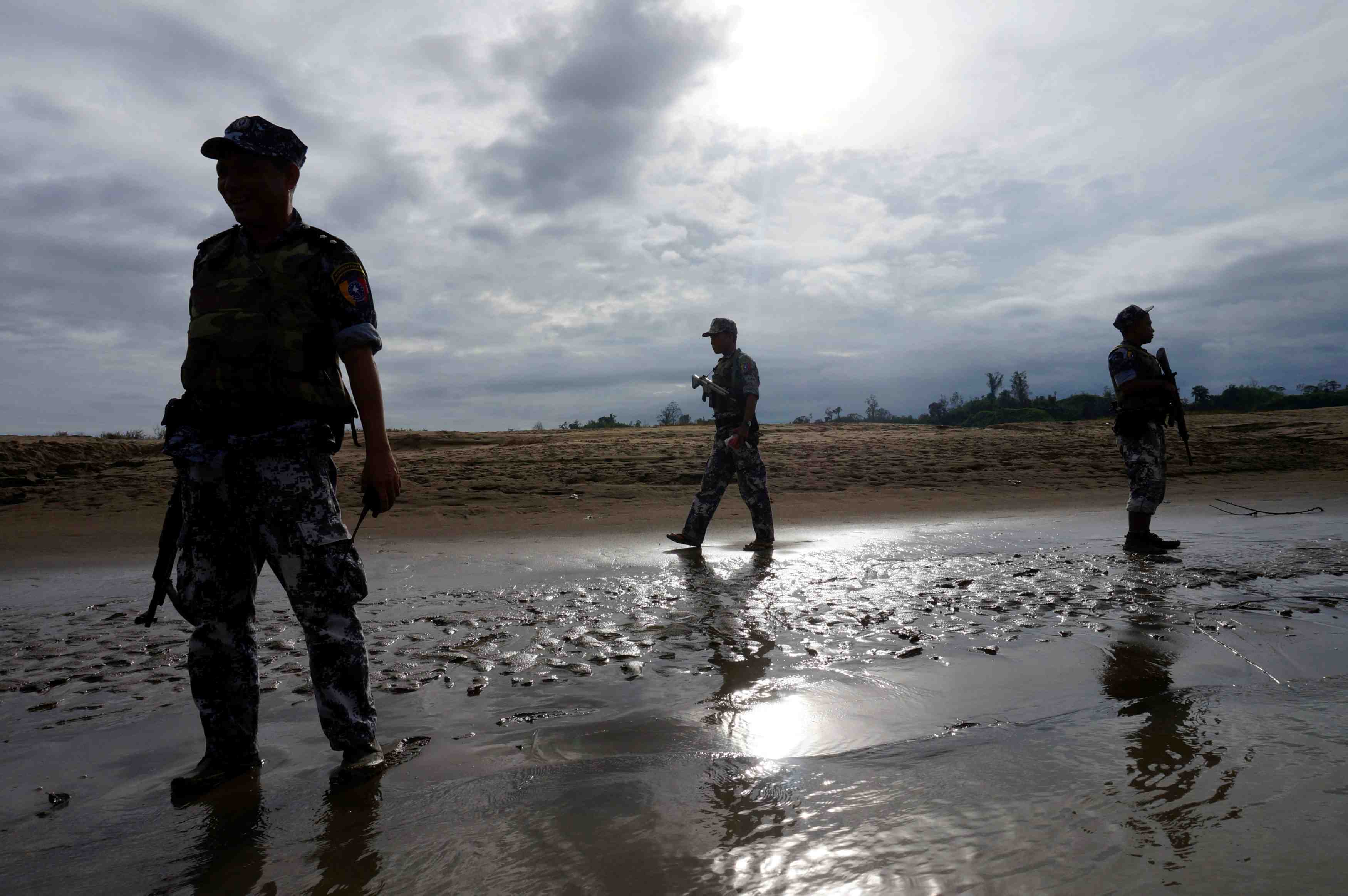 Une offensive de rebelles rohingyas fait 71 morts en birmanie