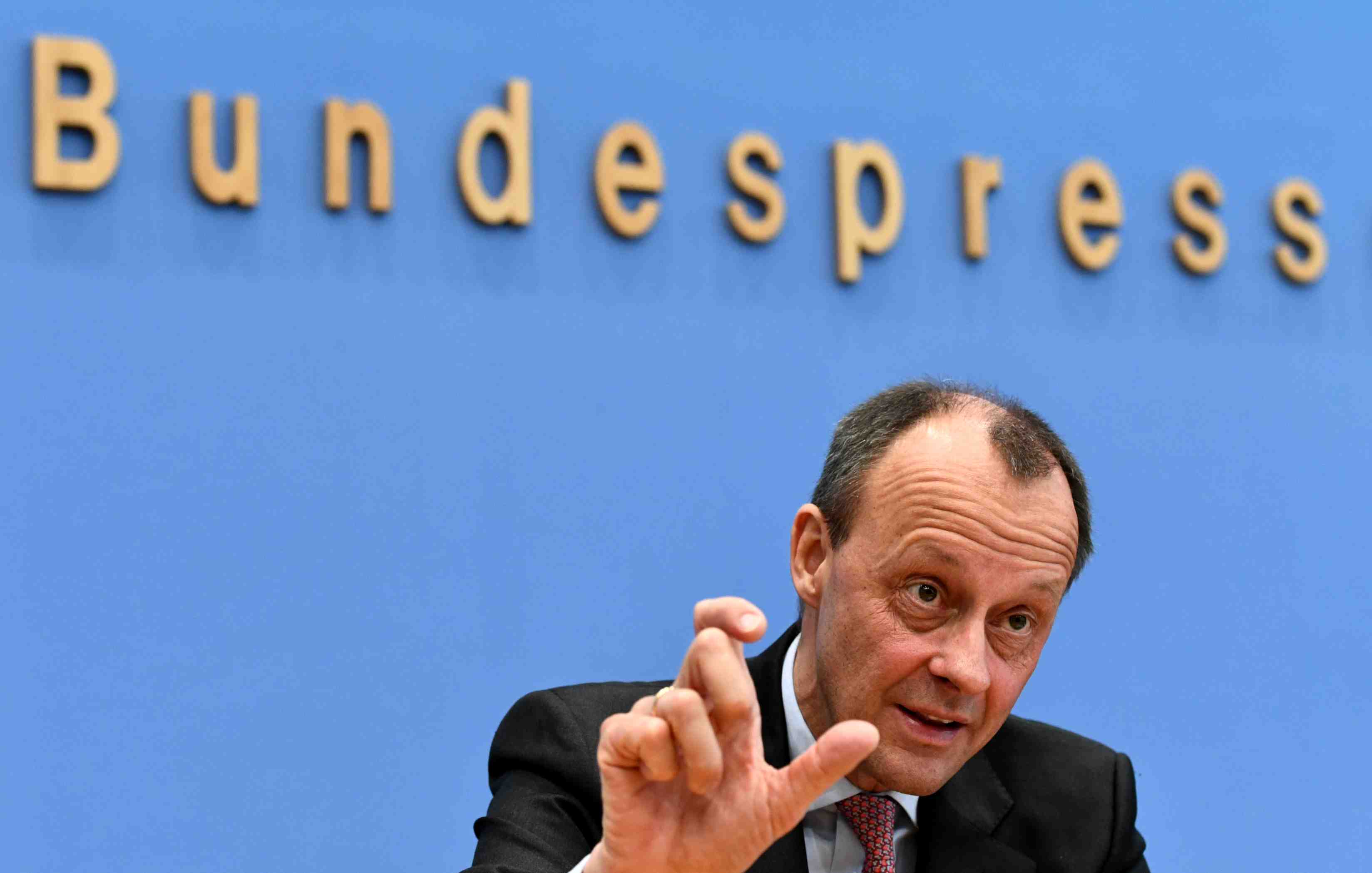 Allemagne: trois candidats en lice pour la presidence de la cdu