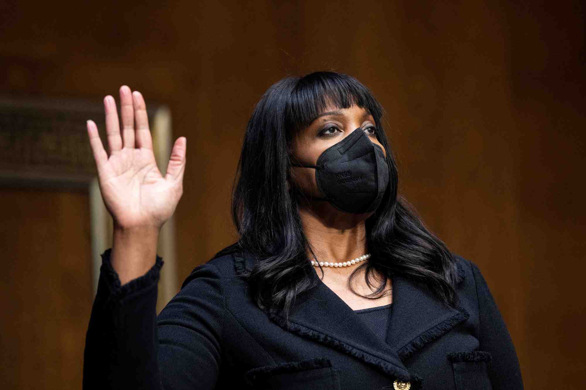 Etats-unis: lisa cook devient la premiere femme noire a sieger au conseil de la fed