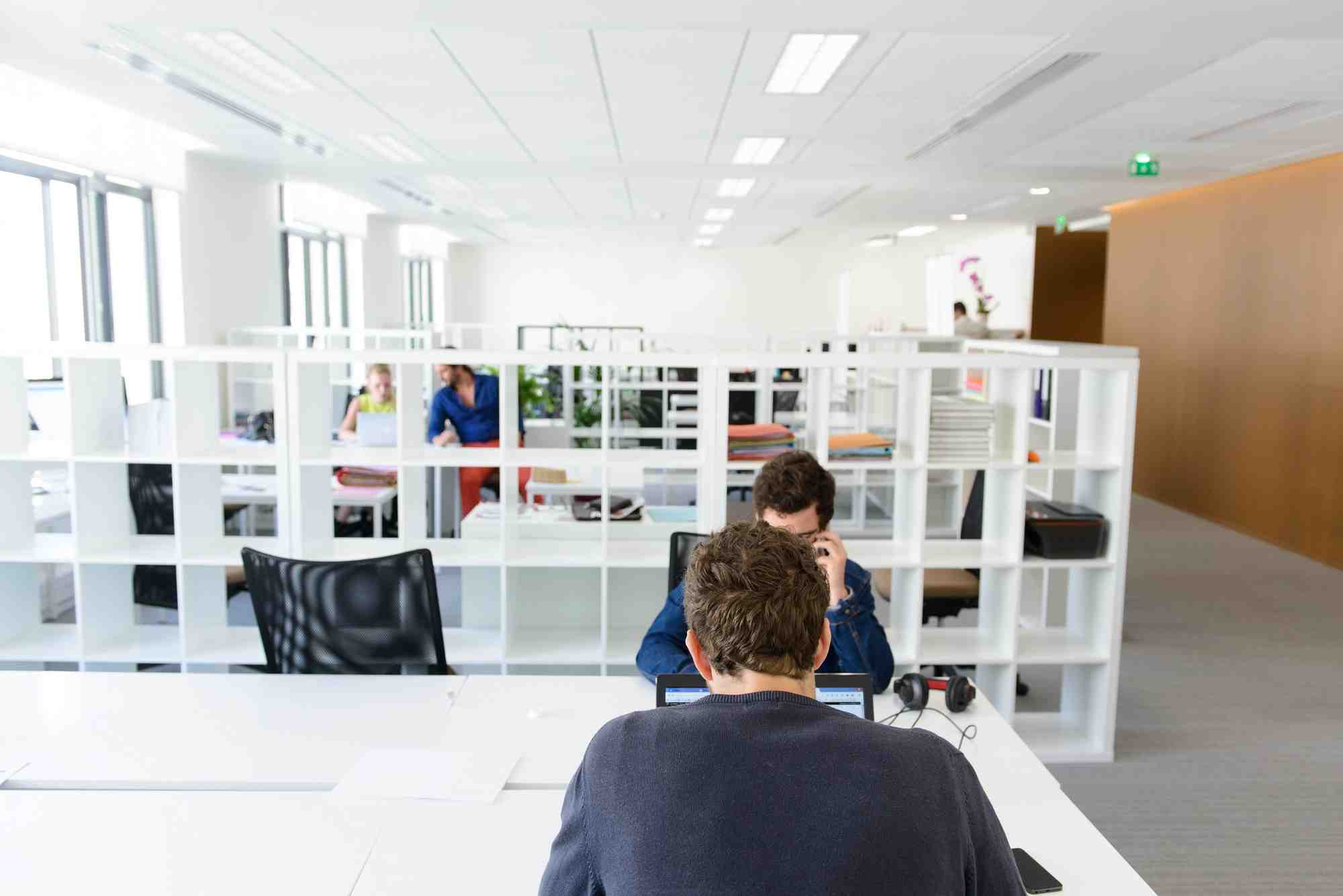 Groupe Créative est spécialisé dans la création de logiciels et de services numériques sur mesure pour les entreprises en transition numérique.