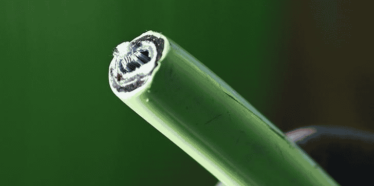 Selon une étude de l'Ifop, seules 23% des PME françaises bénéficient d'un abonnement à la fibre.
