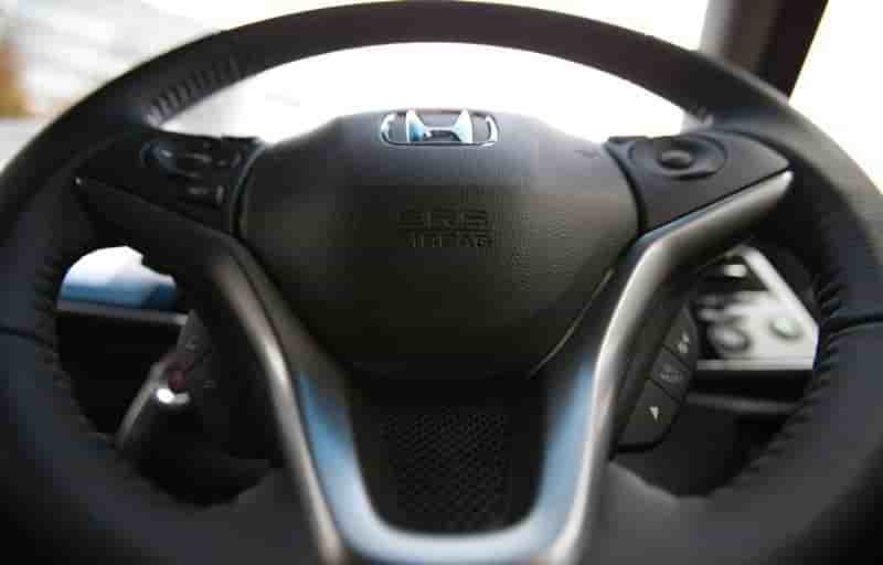 Toyota et nissan rappellent des voitures dotes d'airbags takata
