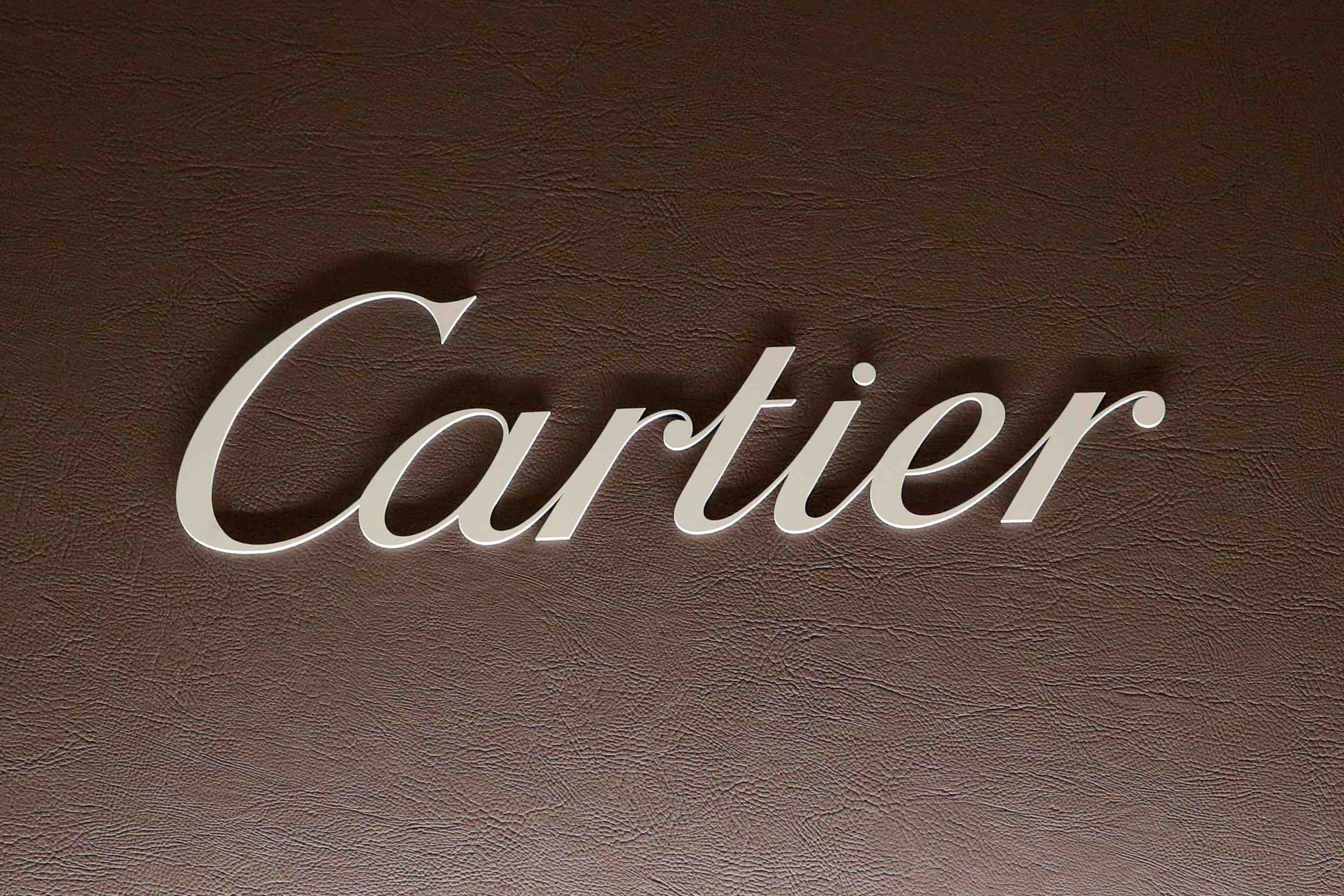 Une demande volatile pese sur le benefice de richemont