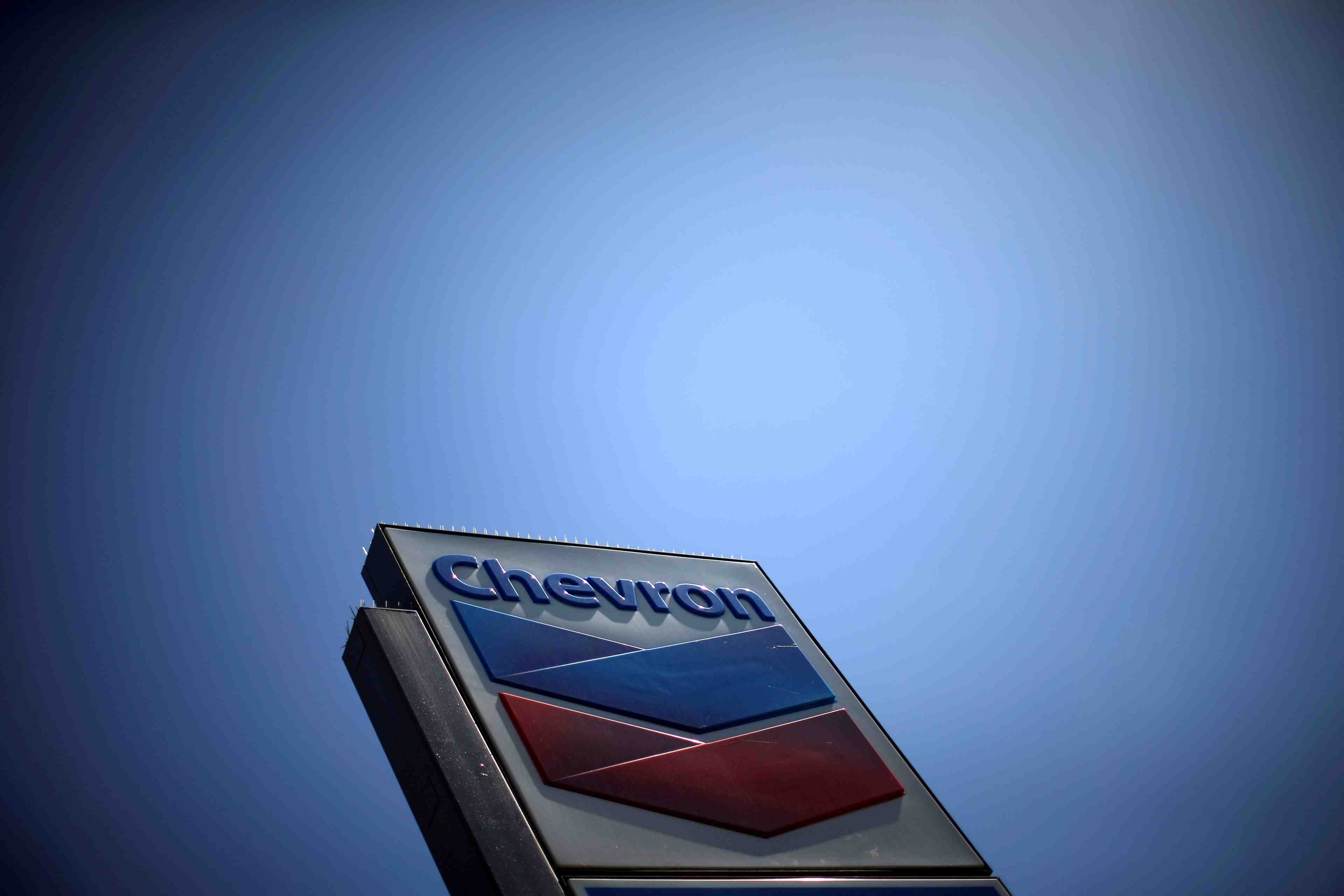 Baisse plus marquee que prevu des resultats de chevron au 3e trimestre