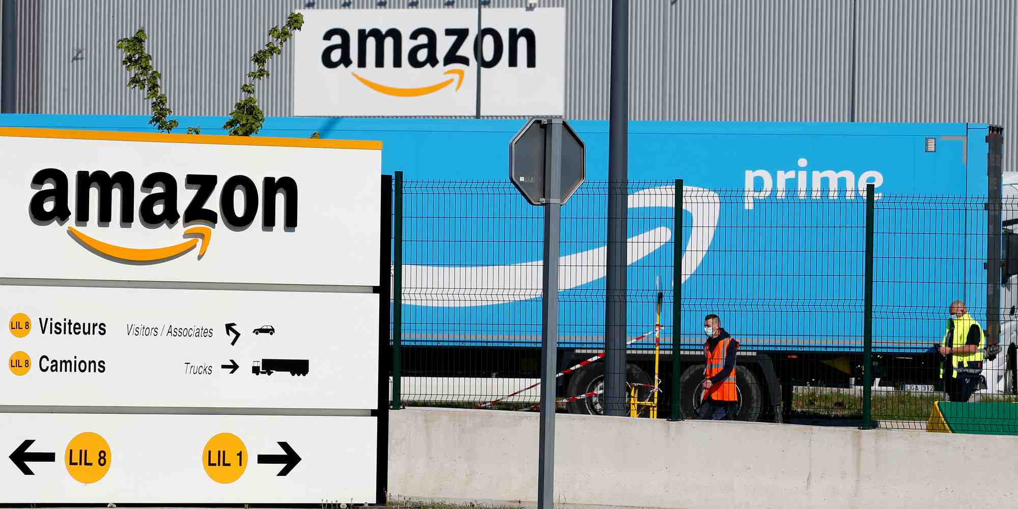 Amazon va maintenir ses entrepots fermes en france jusqu'a lundi