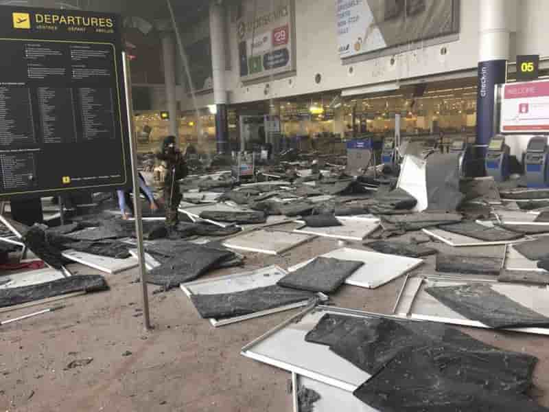 Les deux kamikazes de l'aeroport de bruxelles identifies