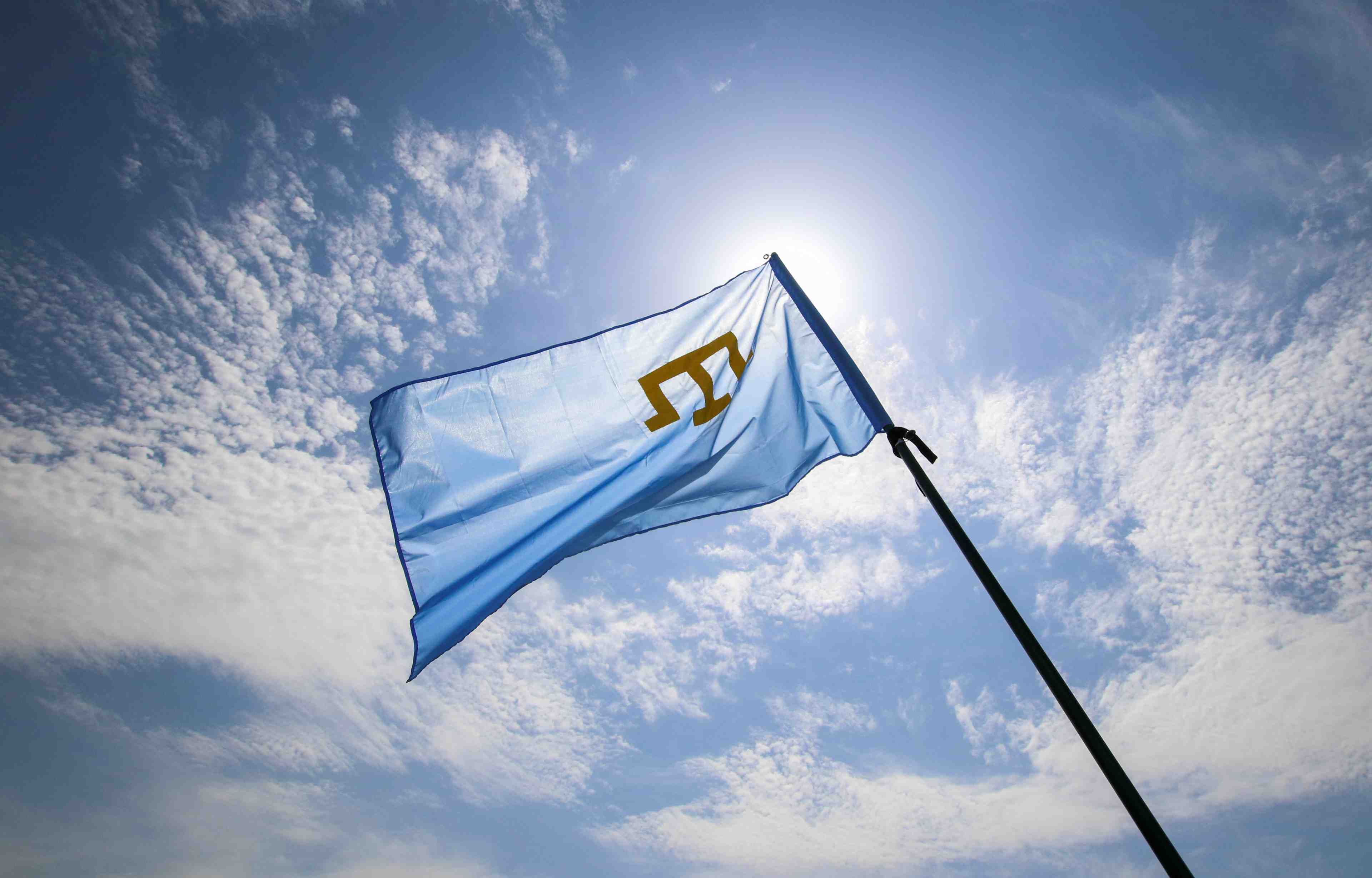Le chef de file des tatars de crimee incarcere