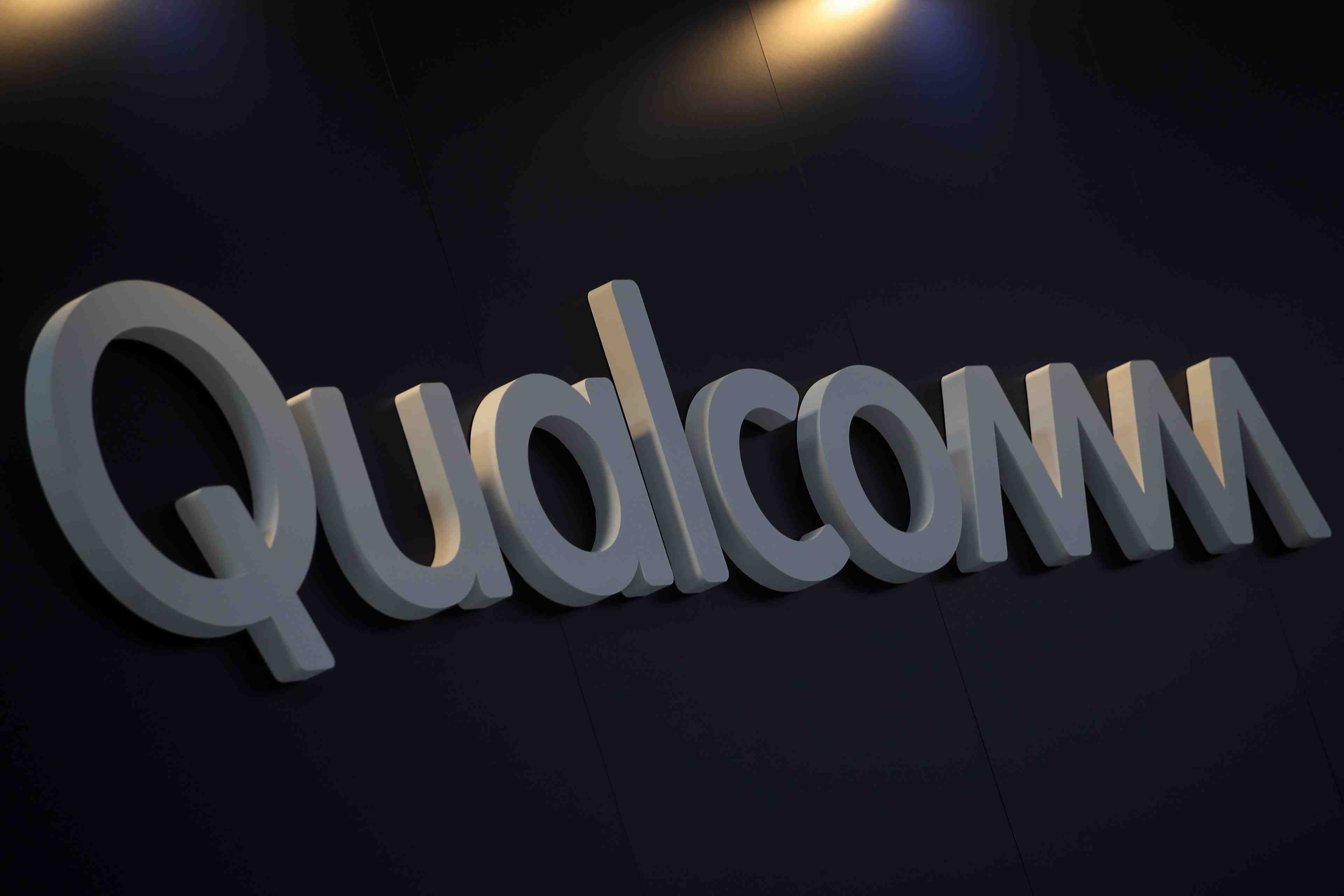 Qualcomm et ssw partners rachetent veoneer