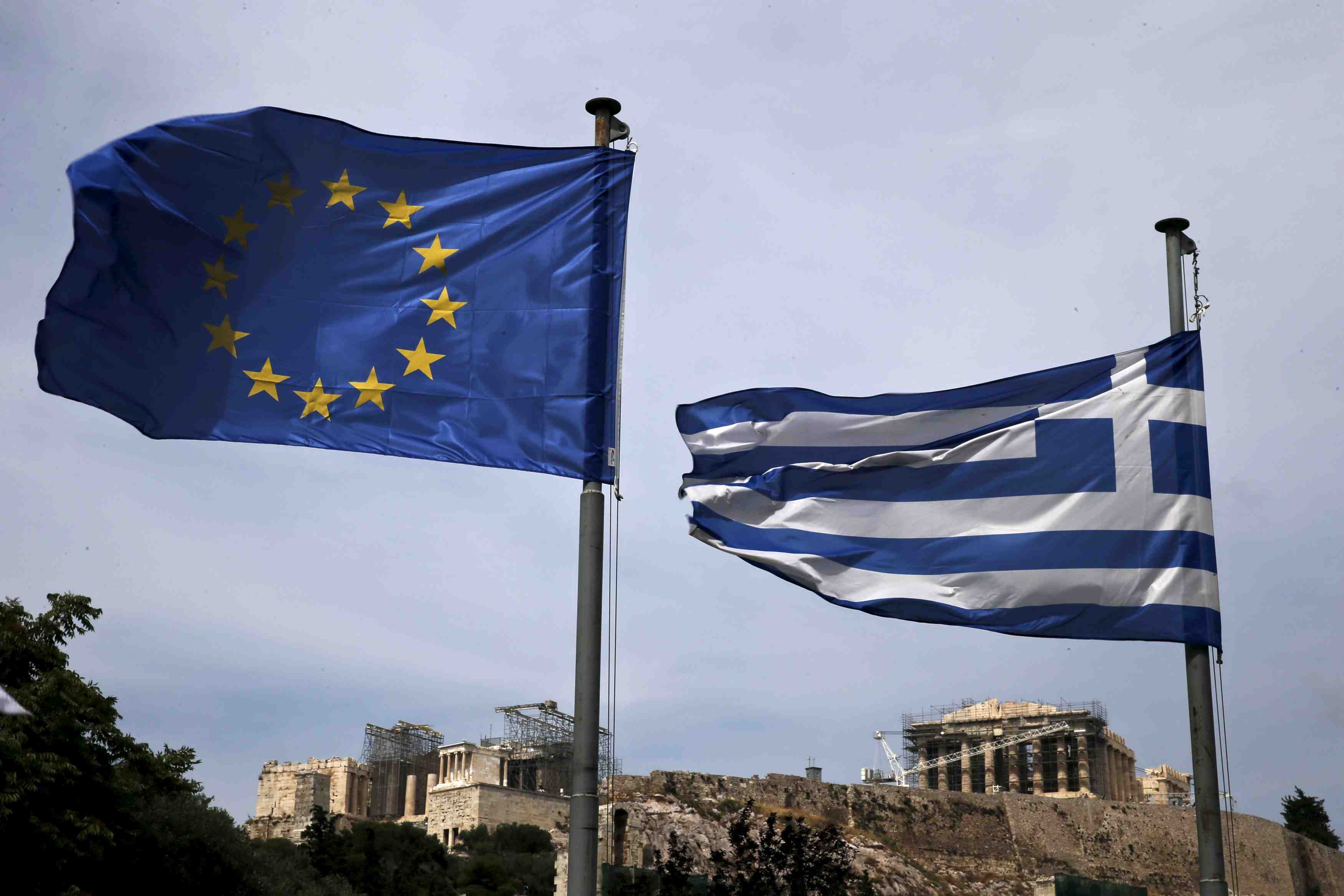 Les creanciers n'ont pas lance d'ultimatum a la grece, dit sapin