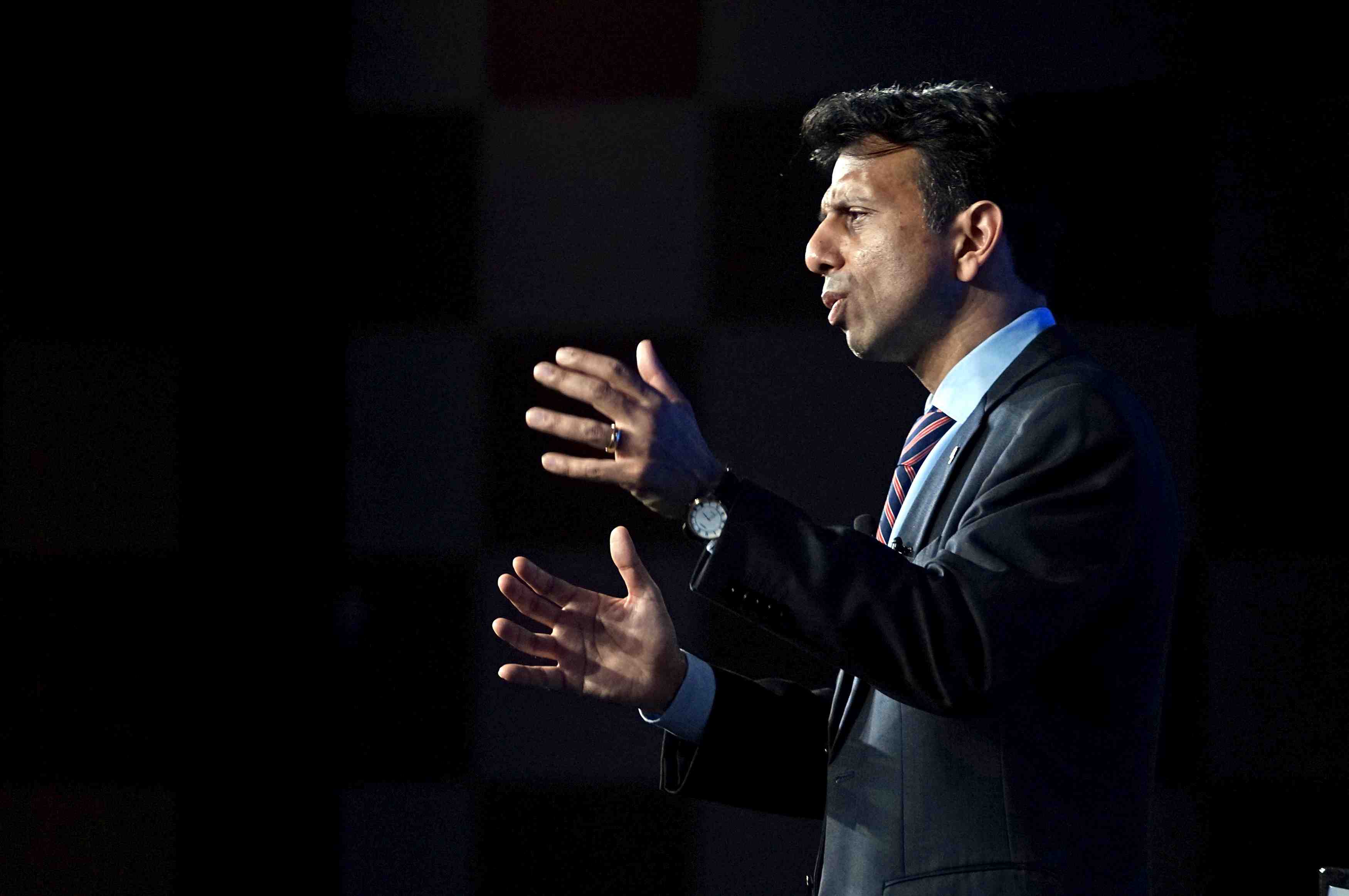 Le gouverneur de louisiane candidat a l'investiture republicaine pour 2016
