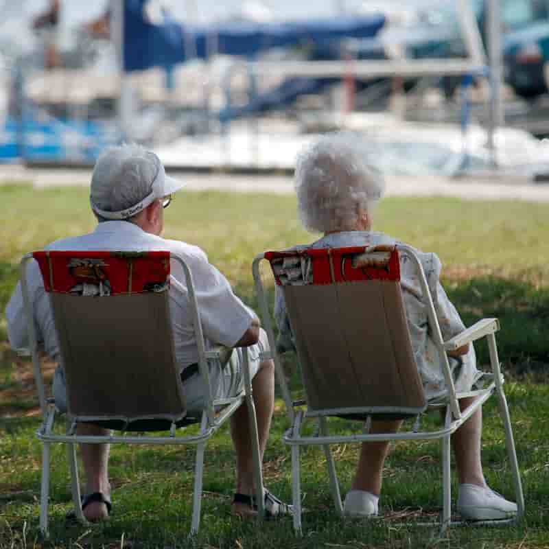 Les retraites modestes seront exoneres d'impots locaux en 2015 et 2016