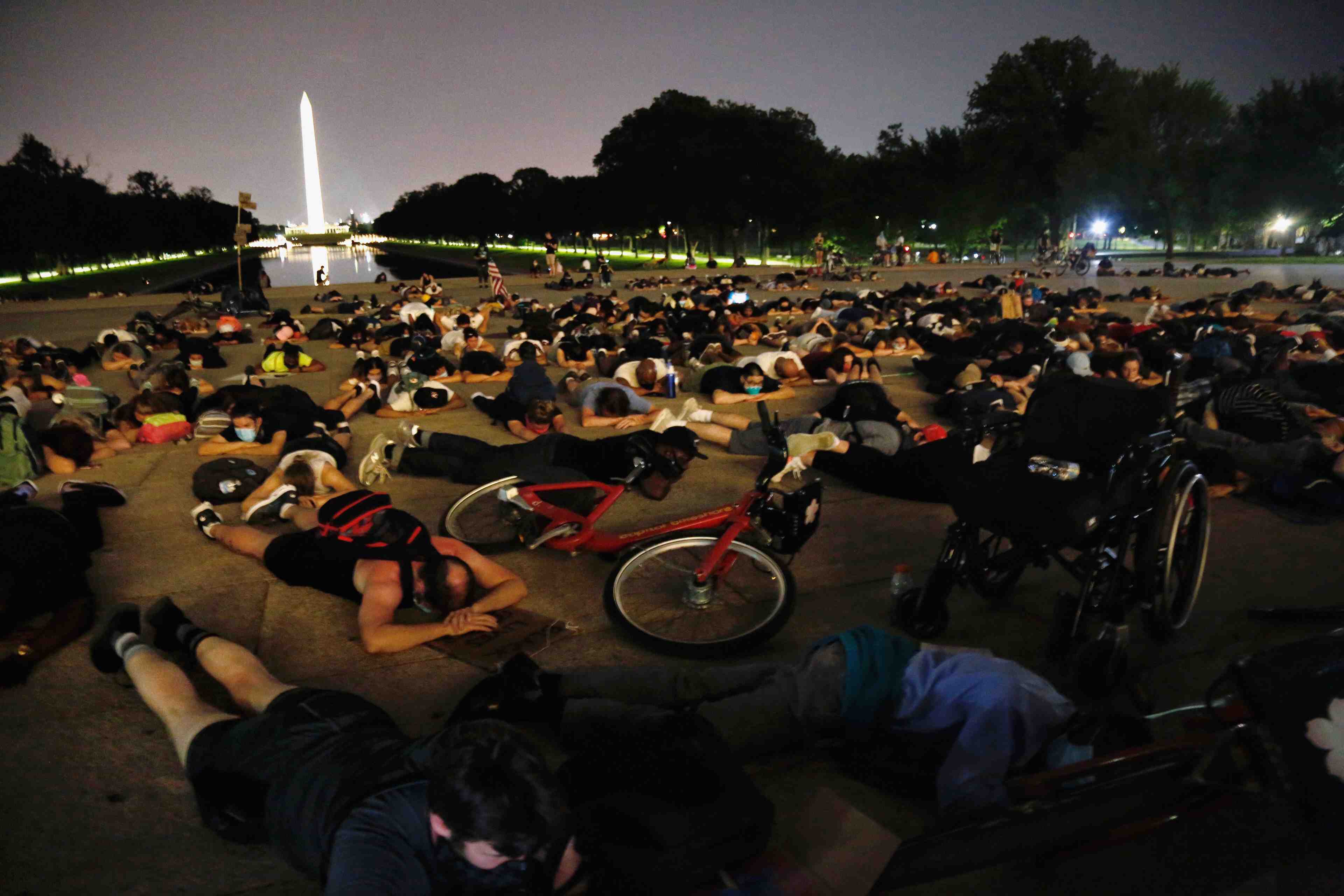 Usa/floyd: rassemblement massif, dans le calme, a washington
